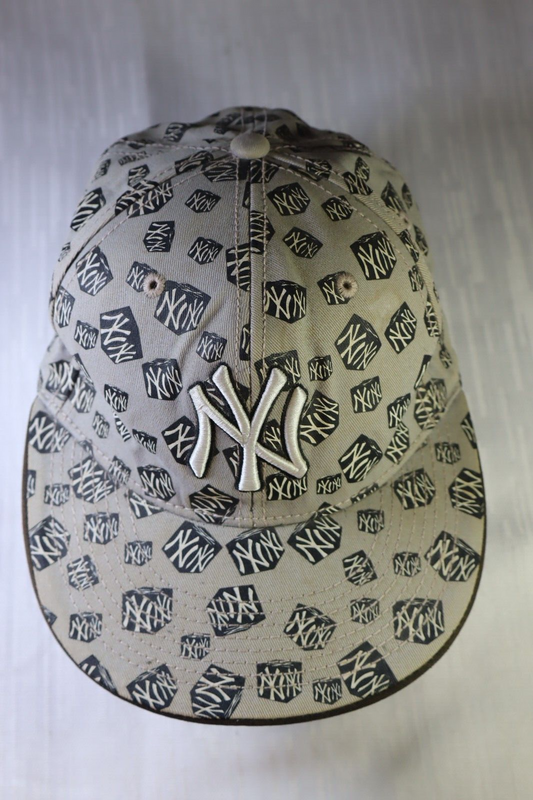 MLB GENUINE MERCHANDISE NY YANKEES CAPPELLO RAGAZZO BERRETTO HAT CAP VINTAGE