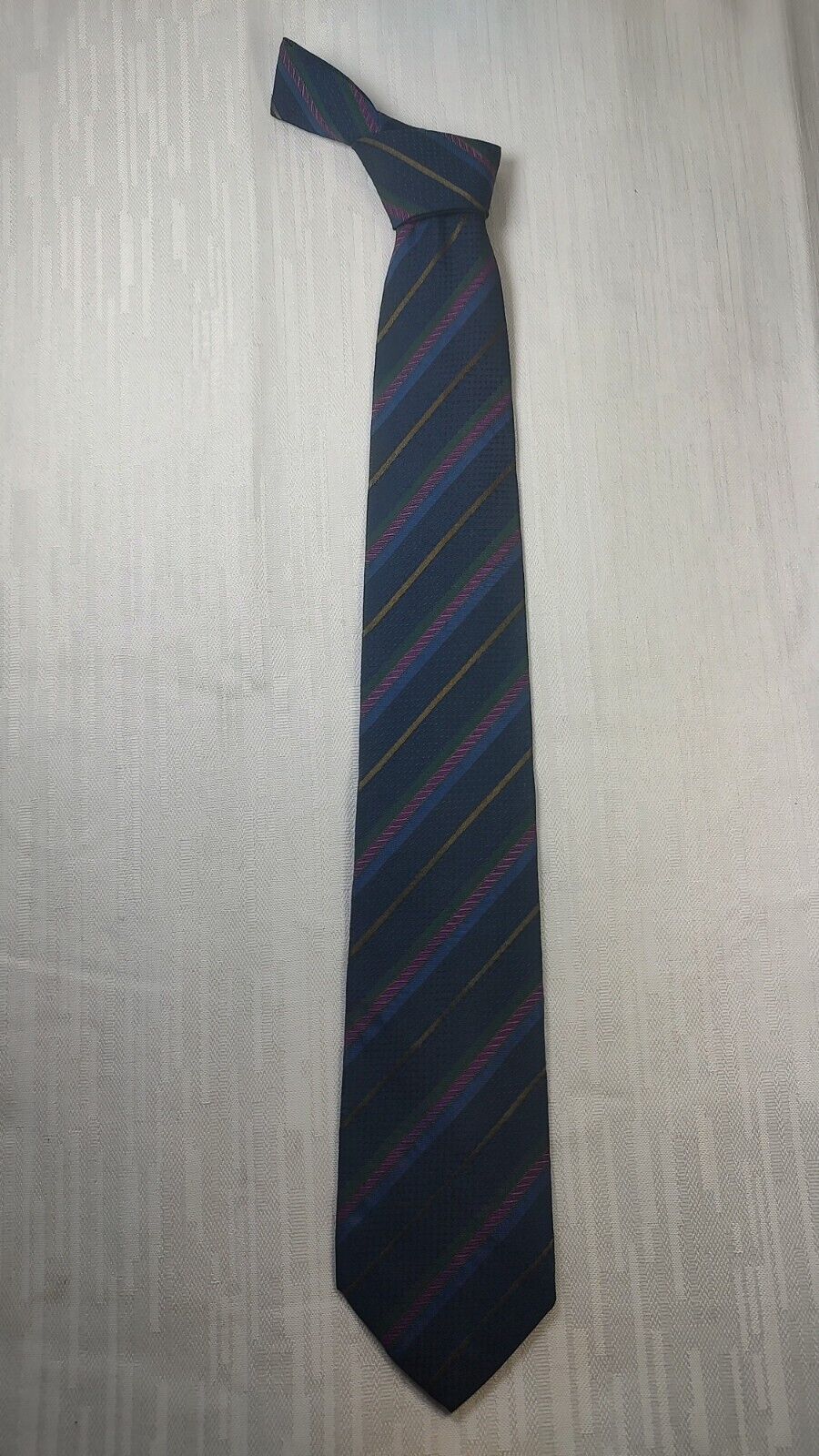 HUBERT MILANO 100%  SILK TIE SETA CRAVATTA NECKTIE MADE IN ITALY CLASSIC