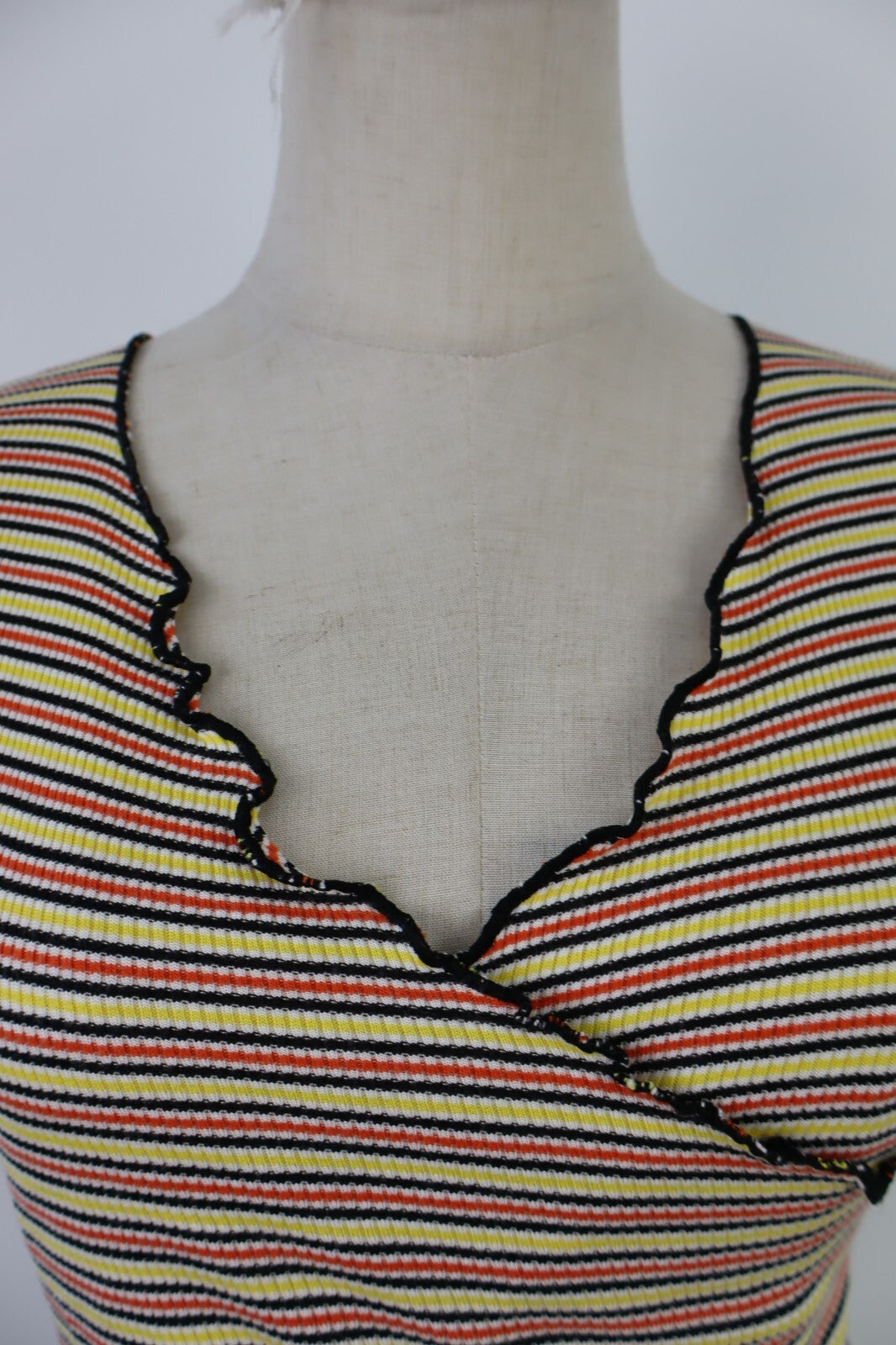 MAGLIA CROP TOP DONNA TG M WOMAN T-SHIRT INDIE GRUNGE PRETTY VINTAGE Y2K 2000'S