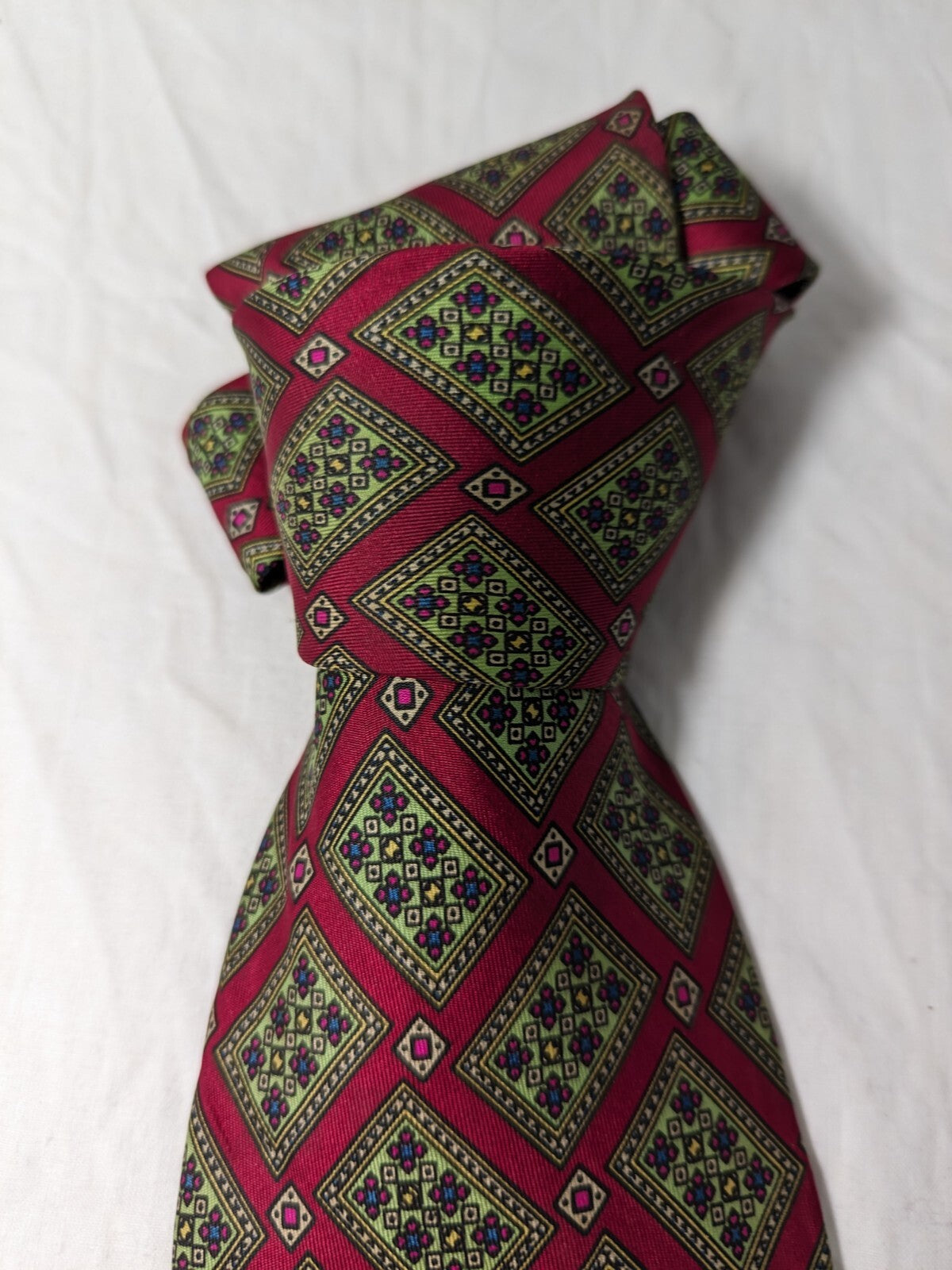 TRUSSARDI ACTION 100% SILK TIE SETA CRAVATTA NECKTIE MADE IN ITALY