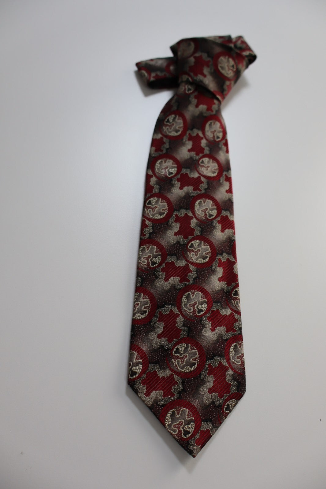 UNGARO PARIS 100% SILK TIE SETA CRAVATTA NECKTIE MADE IN ITALY CLASSIC