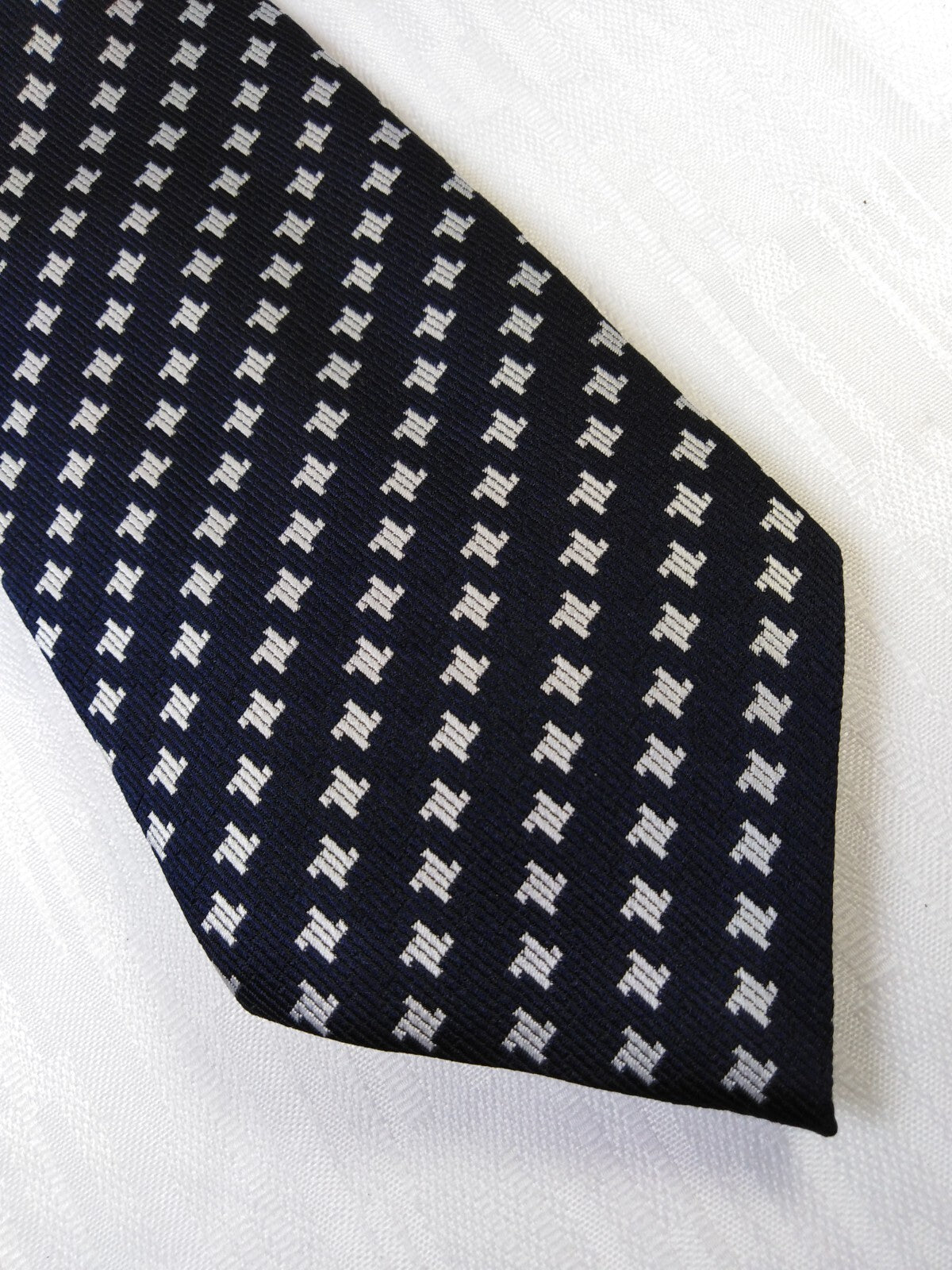 GIOVANNI DE CARO 100% SILK TIE SETA CRAVATTA NECKTIE MADE IN ITALY