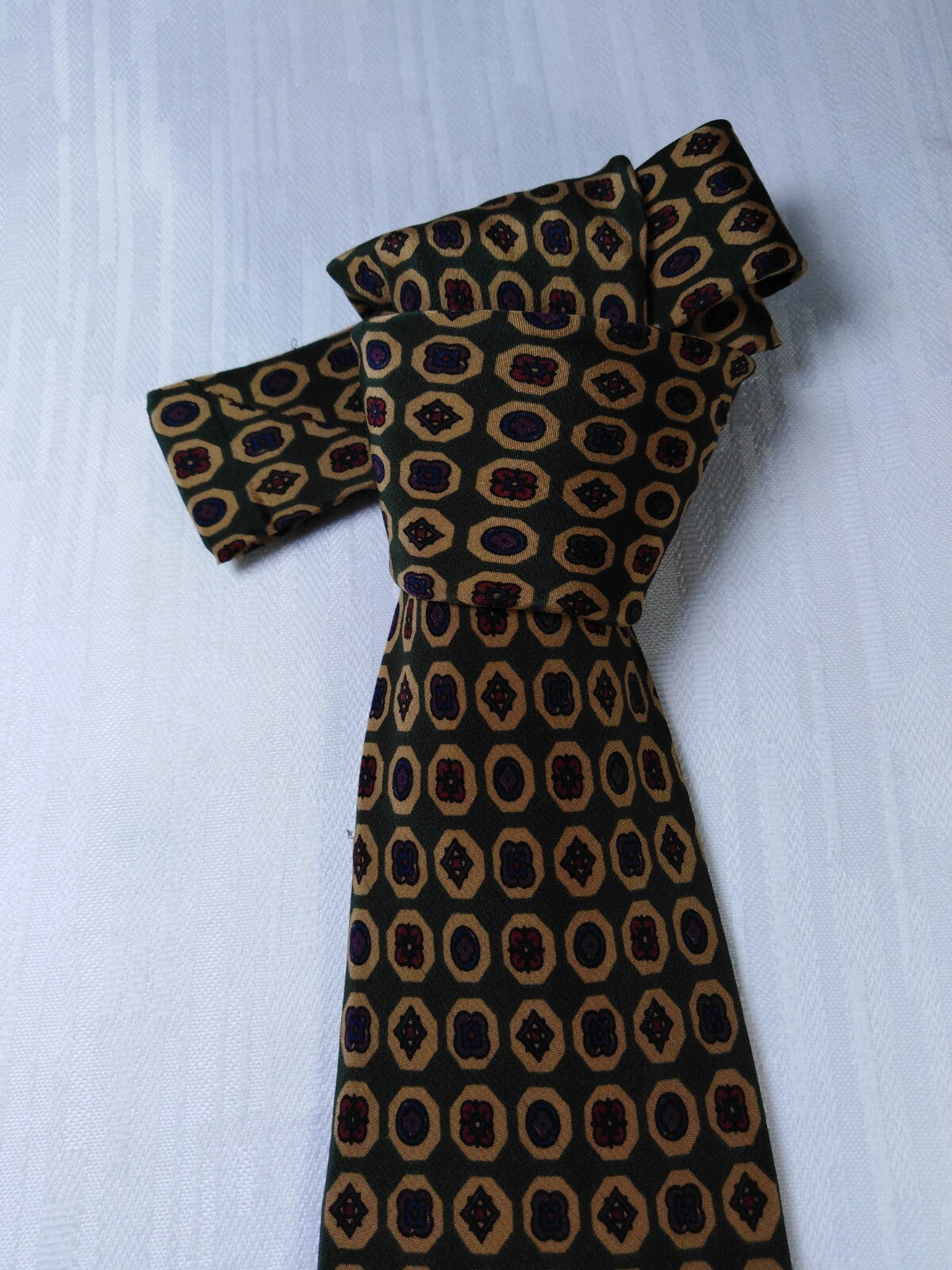 VALENTINO 100% SETA SILK TIE CRAVATTA NECKTIE ITALY VINTAGE CLASSIC