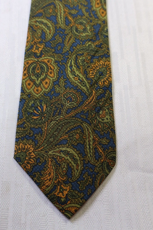 LAURA BIAGIOTTI 100%  SILK TIE SETA CRAVATTA NECKTIE MADE IN ITALY