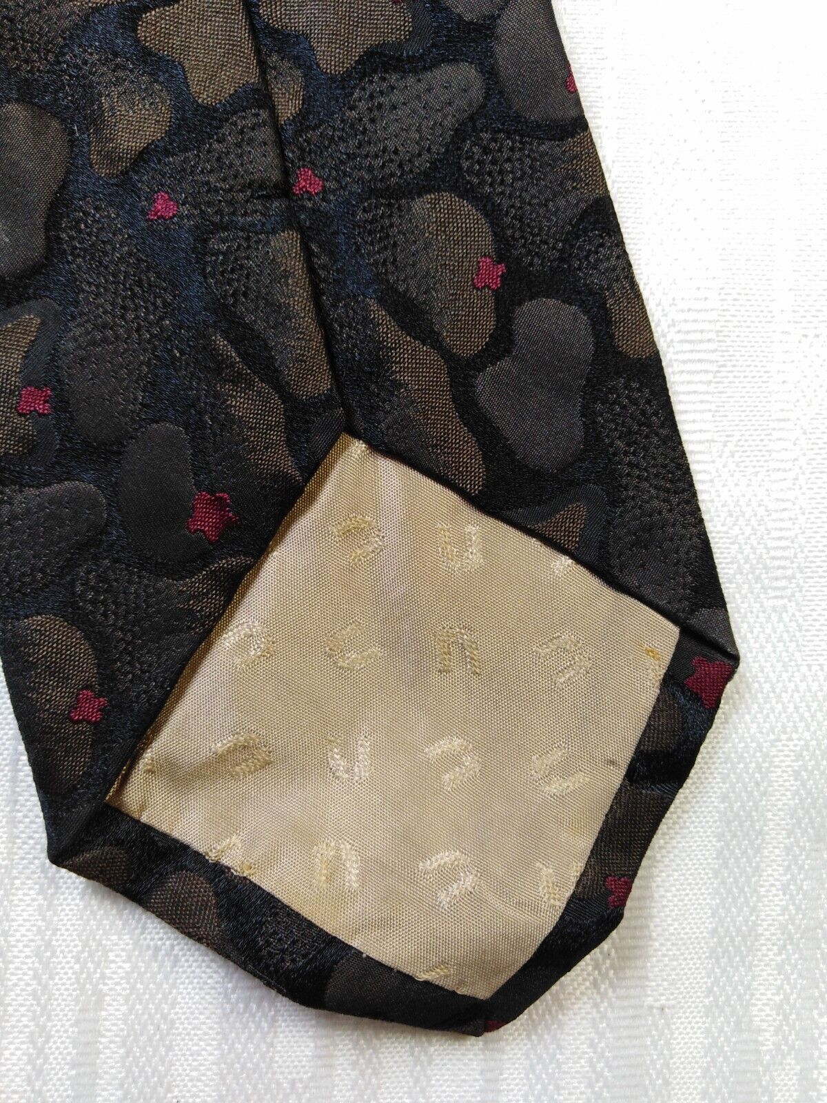 EMANUEL UNGARO 100% SILK TIE SETA CRAVATTA NECKTIE ITALY VINTAGE CLASSIC