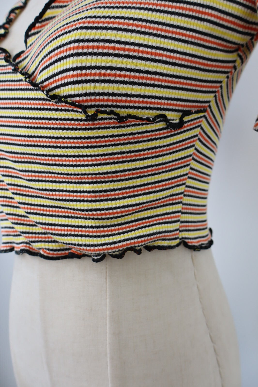 MAGLIA CROP TOP DONNA TG M WOMAN T-SHIRT INDIE GRUNGE PRETTY VINTAGE Y2K 2000'S