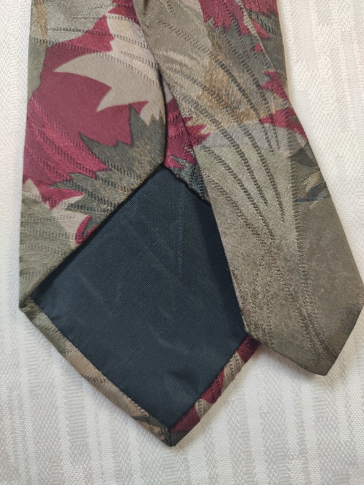 GIVENCHY 100% SILK TIE SETA CRAVATTA NECKTIE MADE IN ITALIA CLASSIC