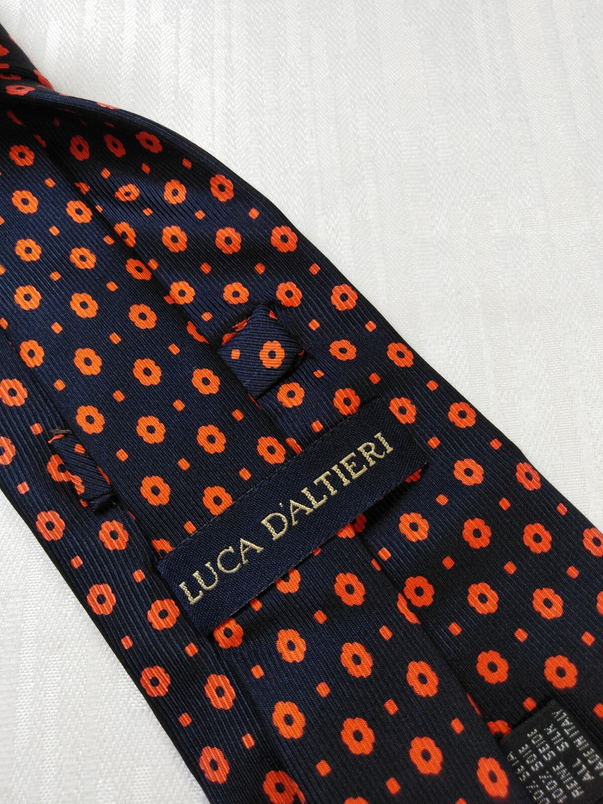 LUCA D'ALTIERI 100% SILK TIE SETA CRAVATTA NECKTIE MADE IN ITALY CLASSIC