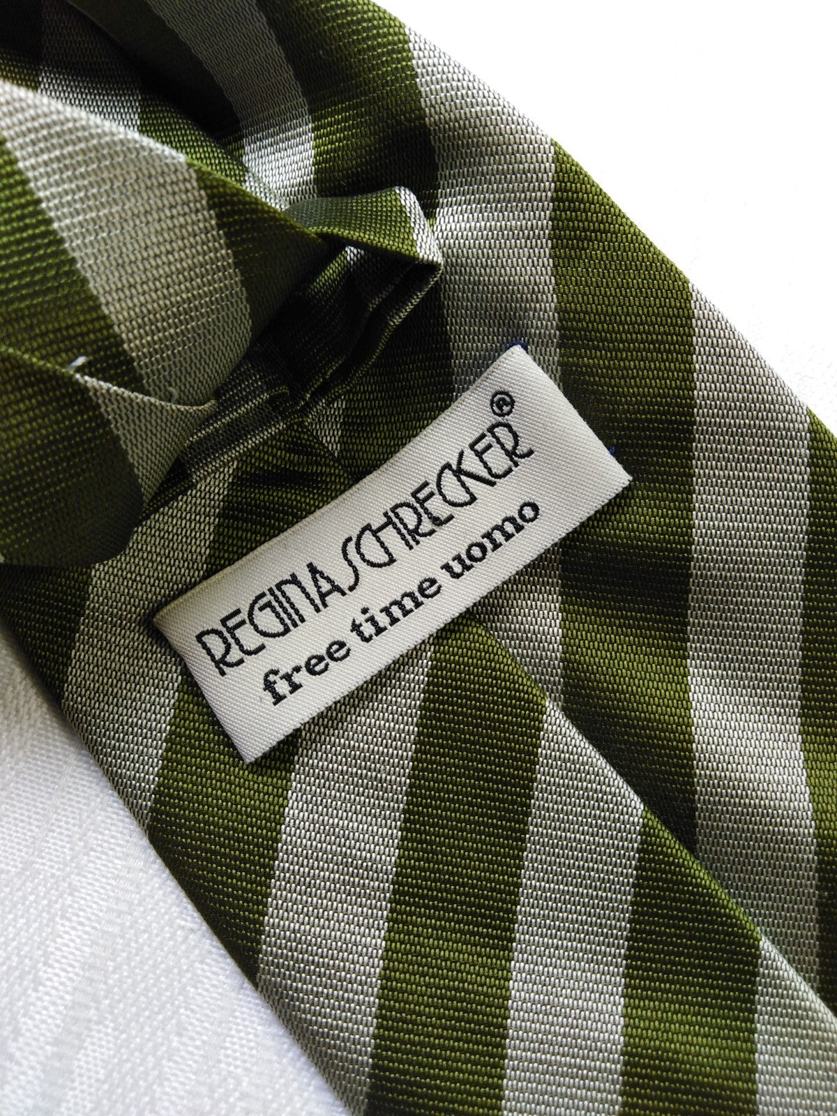 REGINA SCHRECKER 100% SILK TIE SETA CRAVATTA NECKTIE MADE IN ITALY SELF TIPPED
