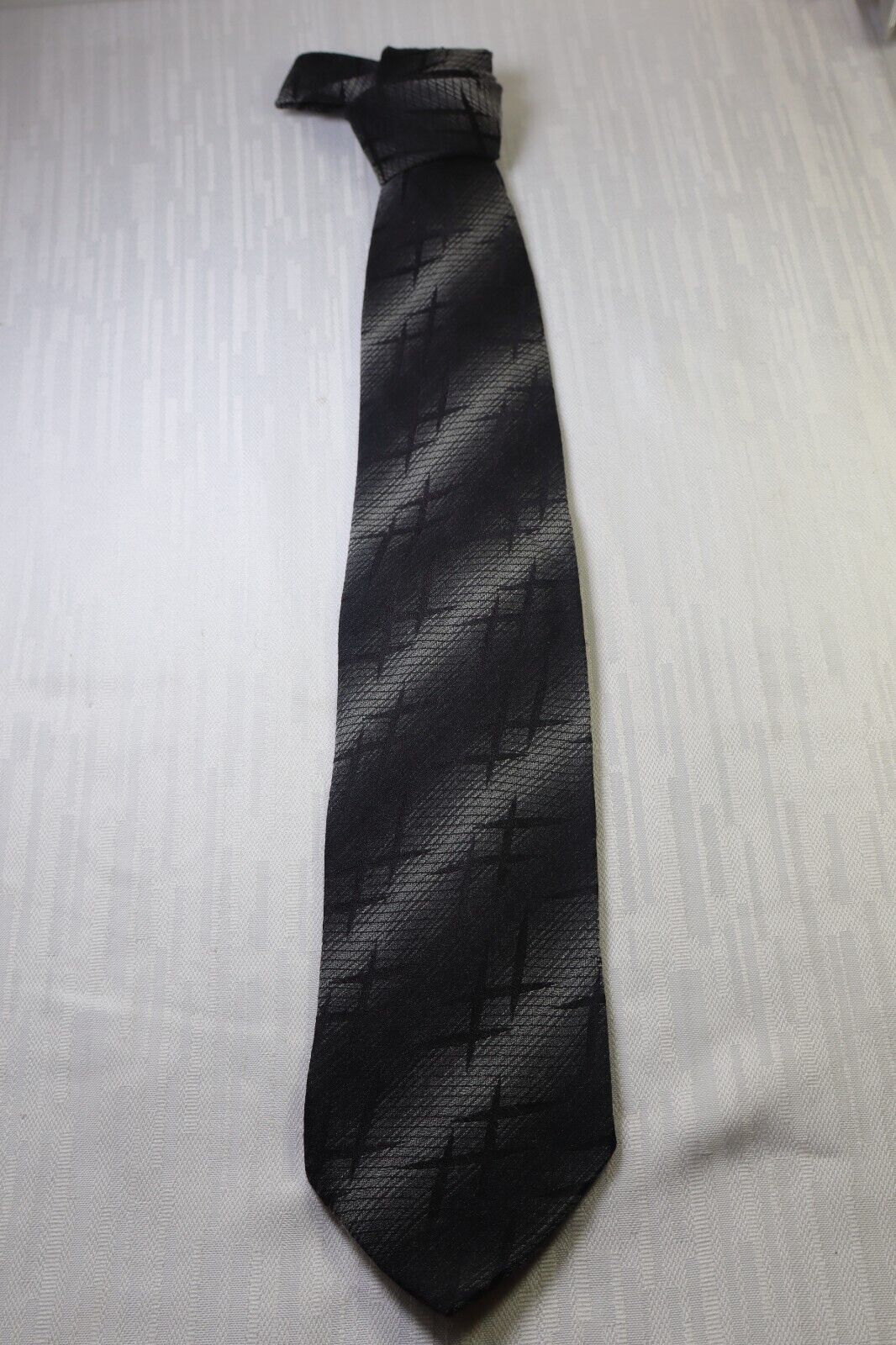 HUBERT MILANO LANA  SILK TIE SETA CRAVATTA NECKTIE MADE IN ITALY CLASSIC