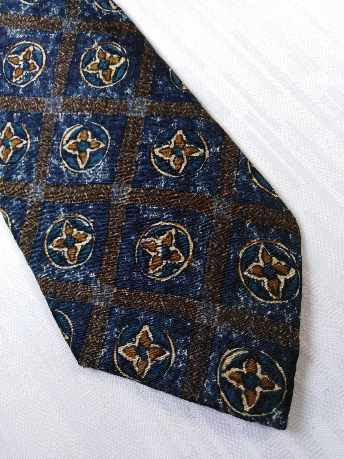 BUGATTI 100%  SILK TIE SETA CRAVATTA NECKTIE MADE IN ITALY