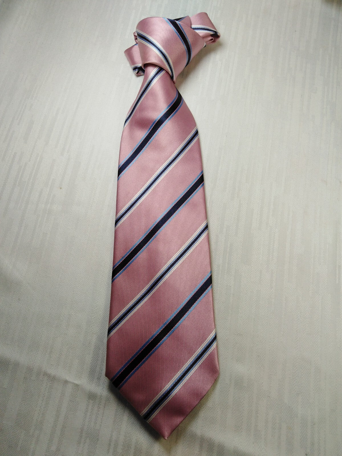 CACHAREL 100% SILK TIE SETA CRAVATTA NECKTIE MADE IN ITALY CLASSIC