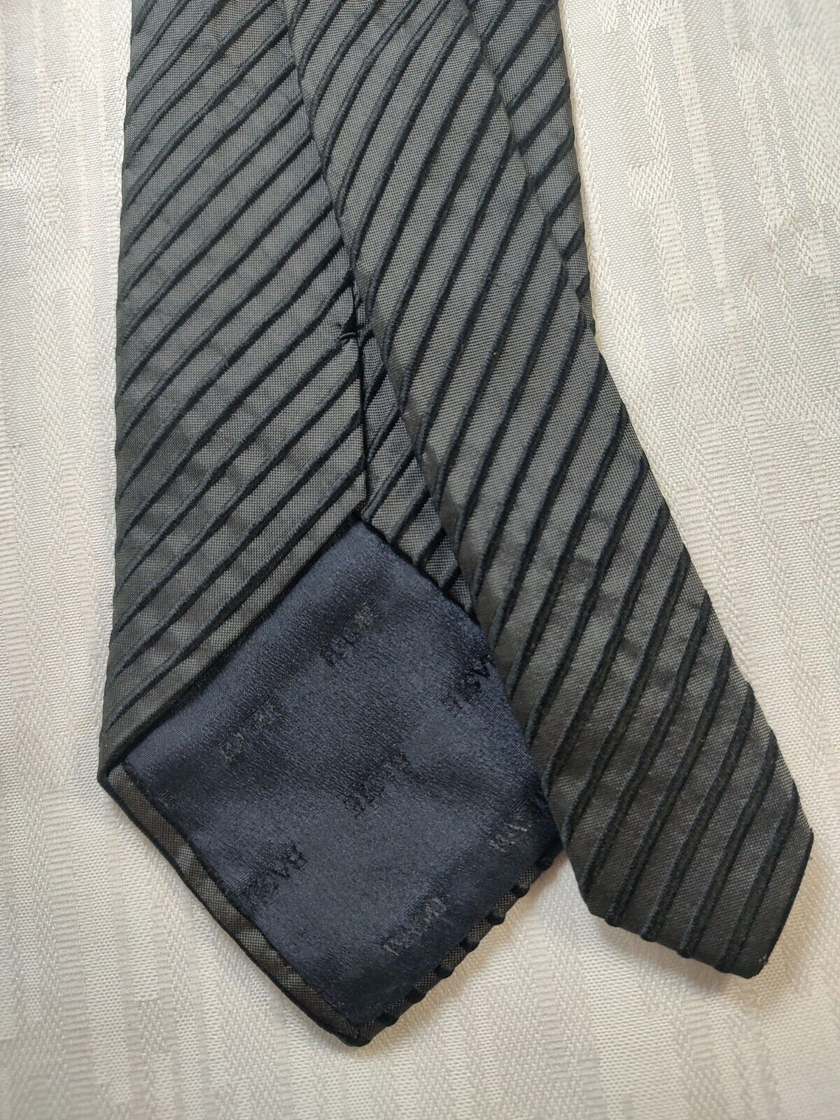 BASILE 100% SILK TIE SETA CRAVATTA NECKTIE MADE IN ITALIA CLASSIC
