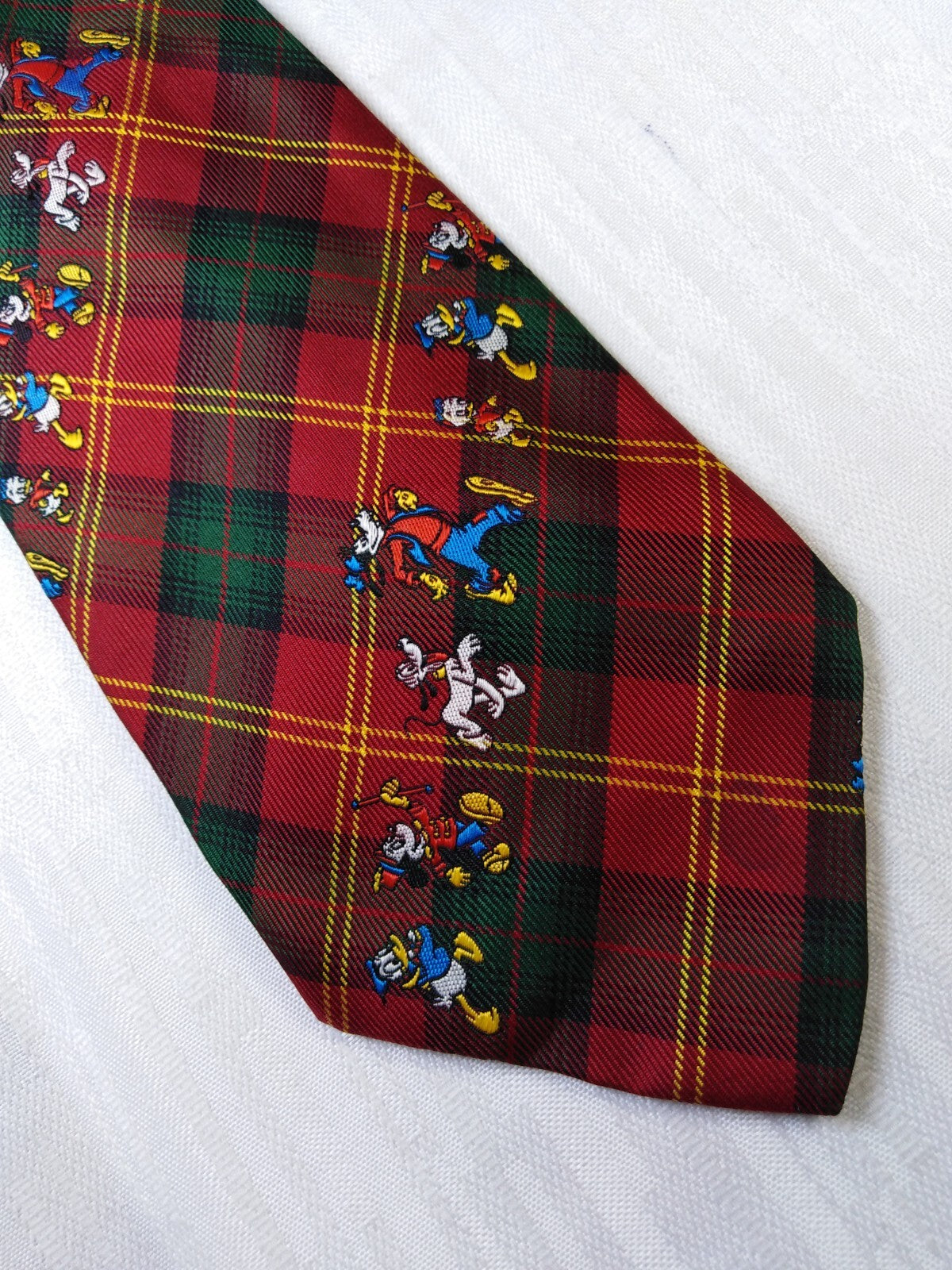WALT DISNEY ISIDE 100% SILK TIE SETA CRAVATTA NECKTIE MADE IN ITALY CLASSIC