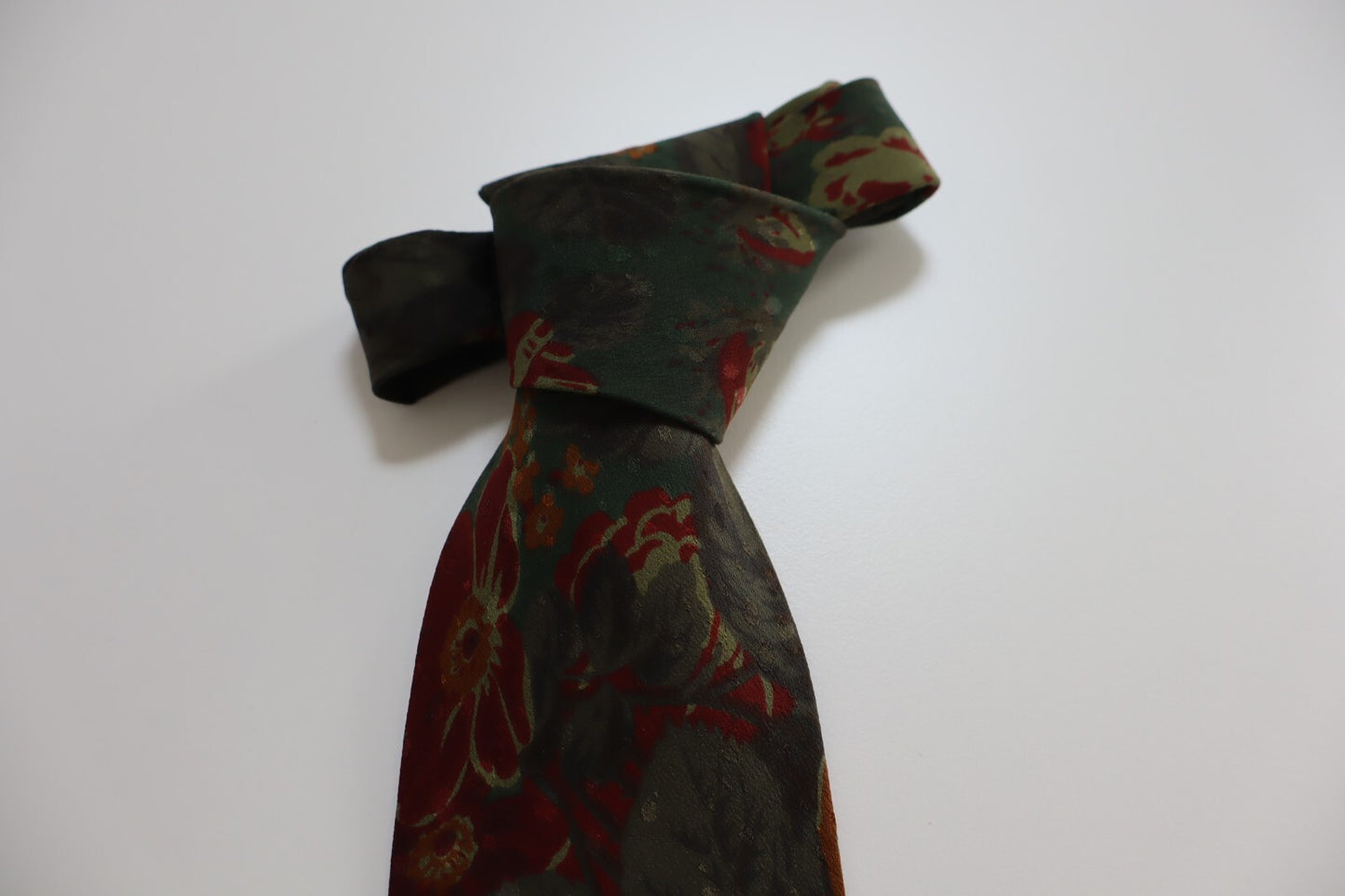 HUBERT MILANO 100% SILK TIE SETA CRAVATTA NECKTIE MADE IN ITALY CLASSIC