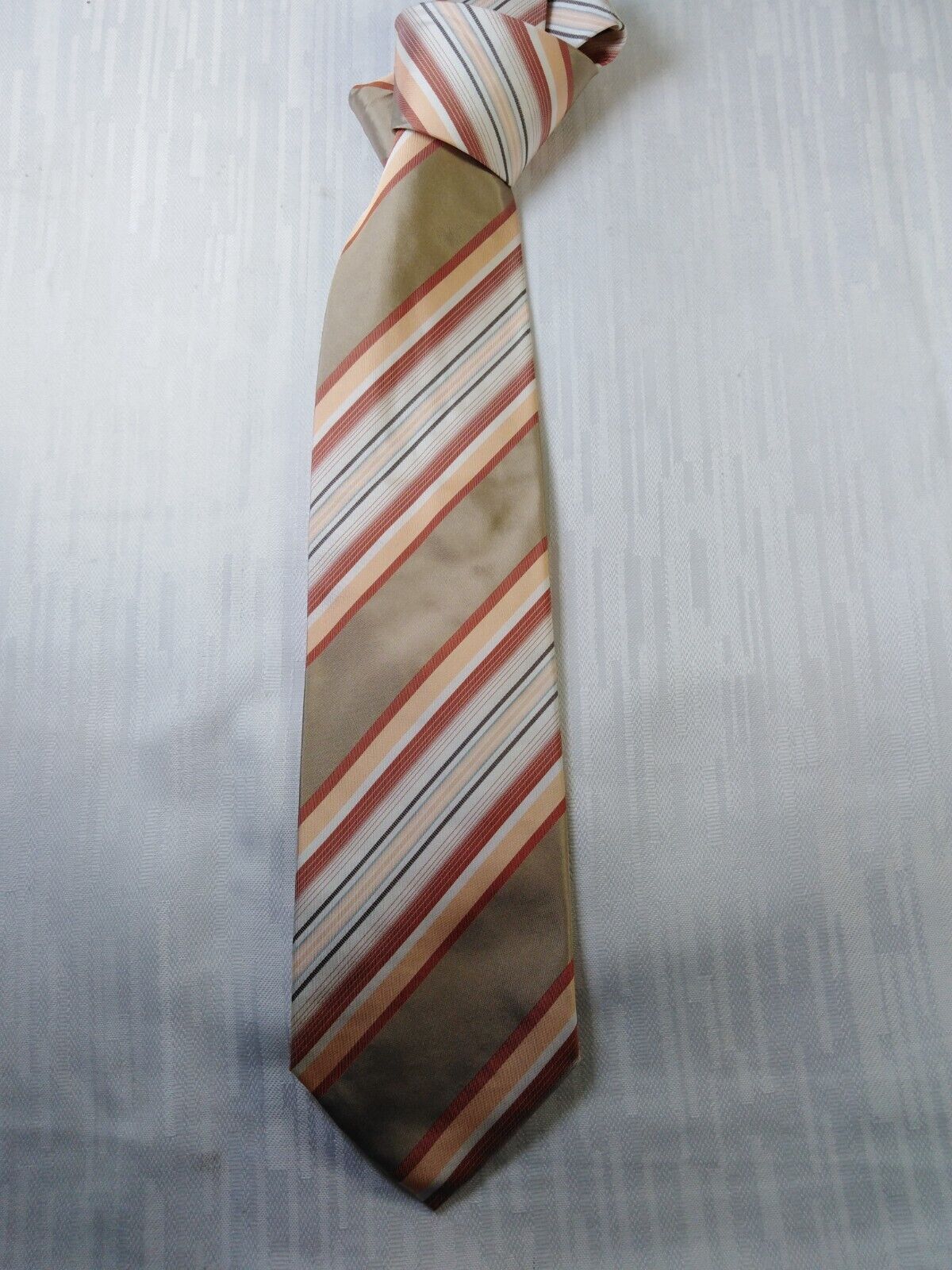 HUGO BOSS 100% SETA SILK TIE CRAVATTA NECKTIE ITALY VINTAGE CLASSIC