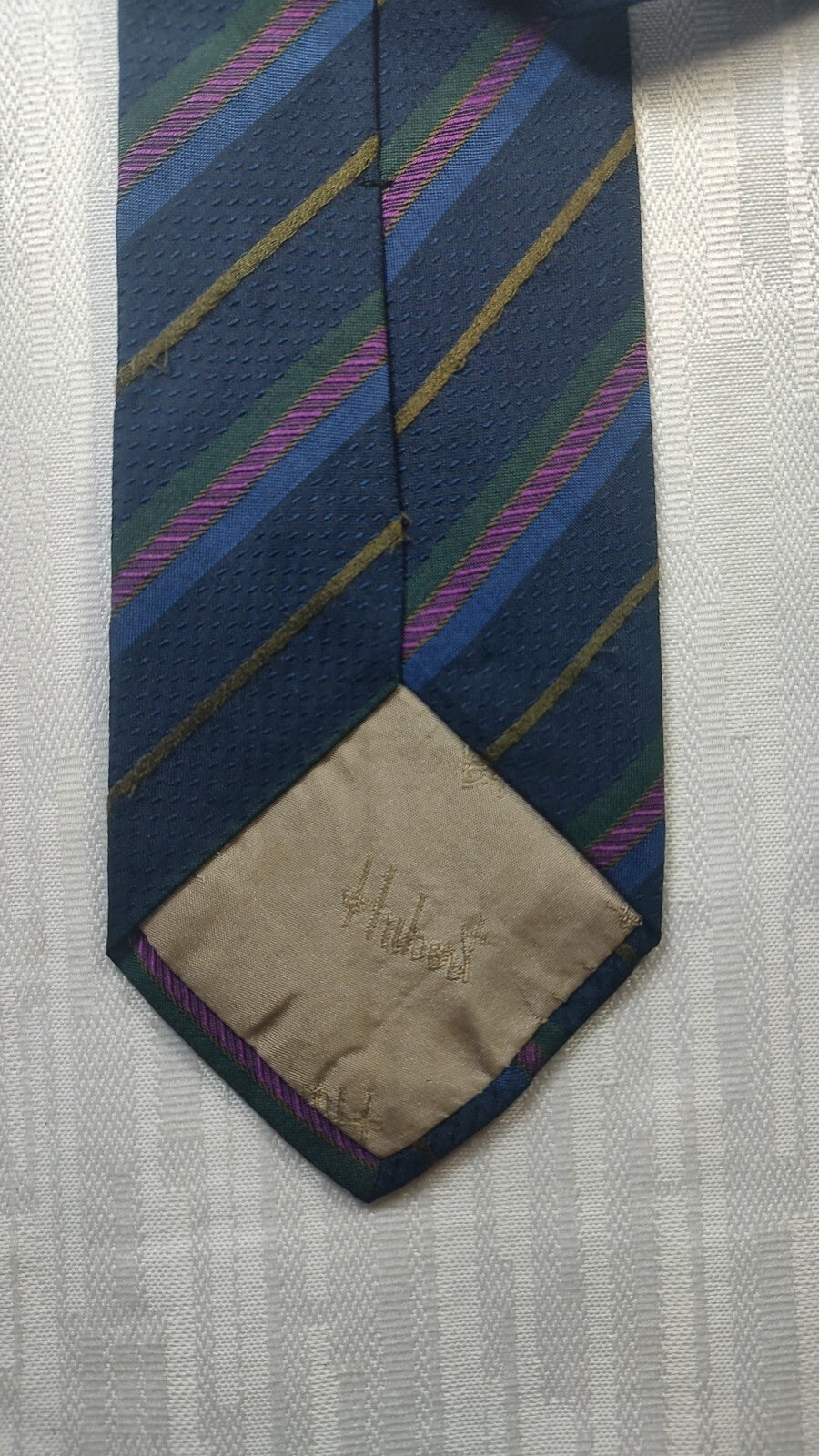 HUBERT MILANO 100%  SILK TIE SETA CRAVATTA NECKTIE MADE IN ITALY CLASSIC
