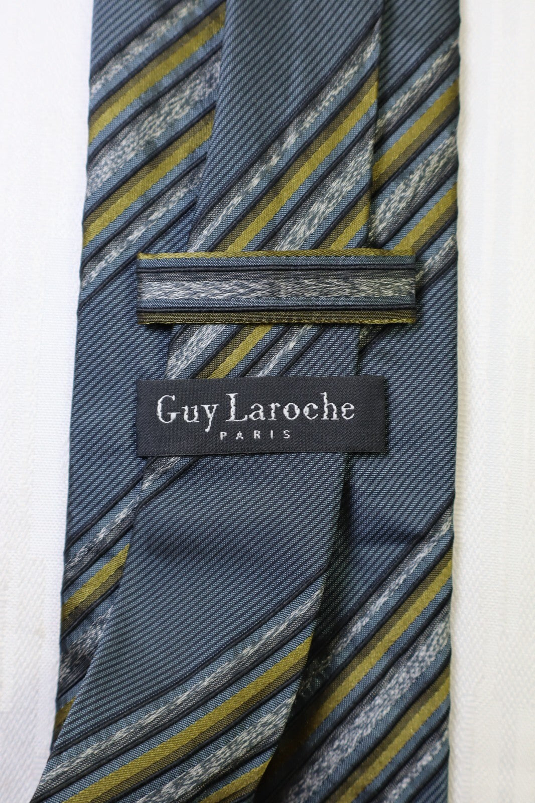 GUY LAROCHE PARIS 100% SETA SILK TIE CRAVATTA NECKTIE VINTAGE CLASSIC ITALY