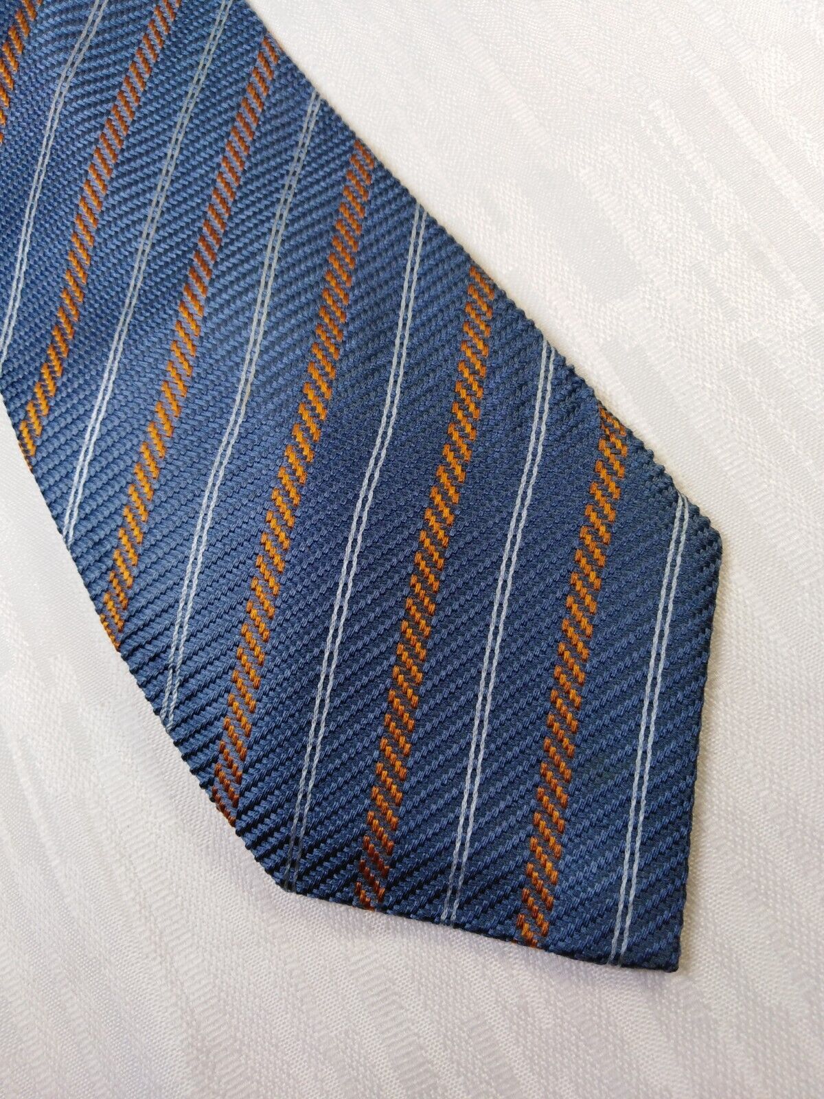 VOGUE 100% SILK TIE SETA CRAVATTA NECKTIE ITALY VINTAGE SELF TIPPED