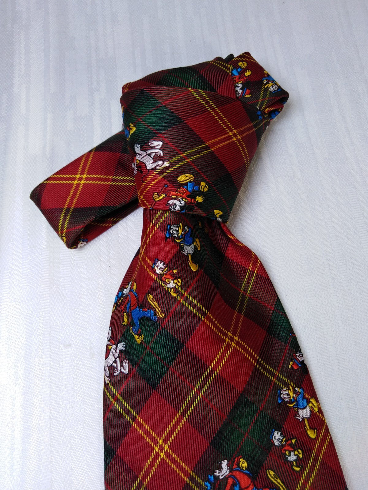 WALT DISNEY ISIDE 100% SILK TIE SETA CRAVATTA NECKTIE MADE IN ITALY CLASSIC