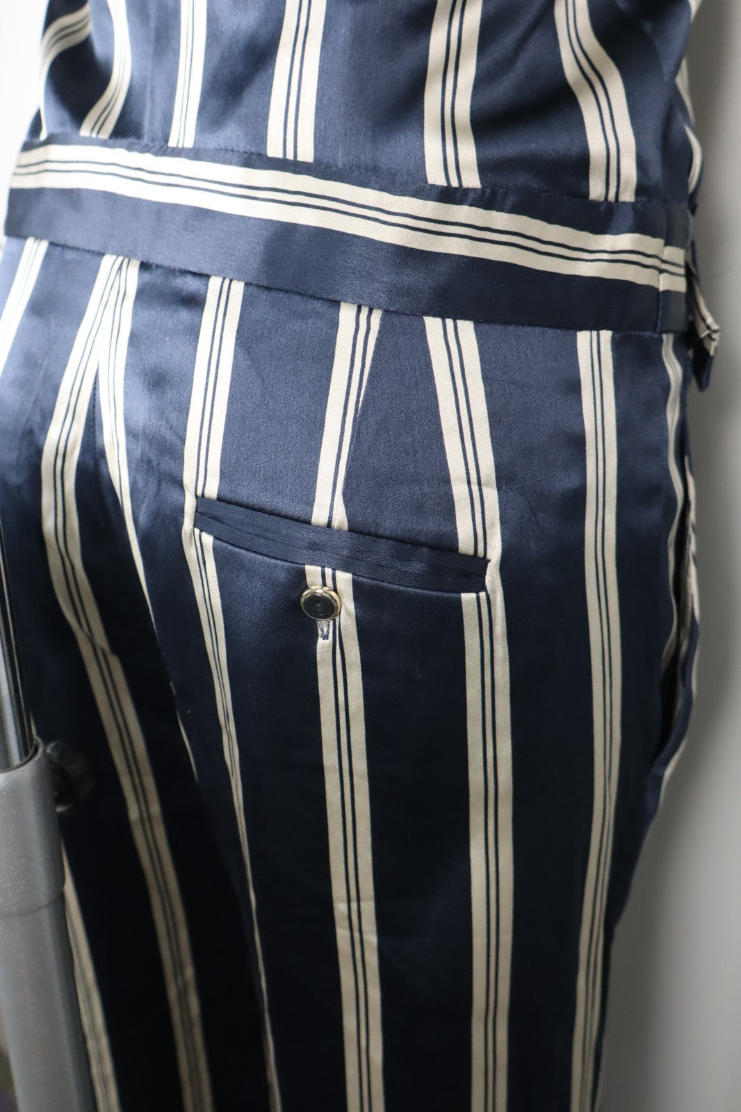 LIU JO COMPLETO DONNA PANTALONE Tg. 42 SALOPETTE ONE PIECE VINTAGE CINTURA SETA
