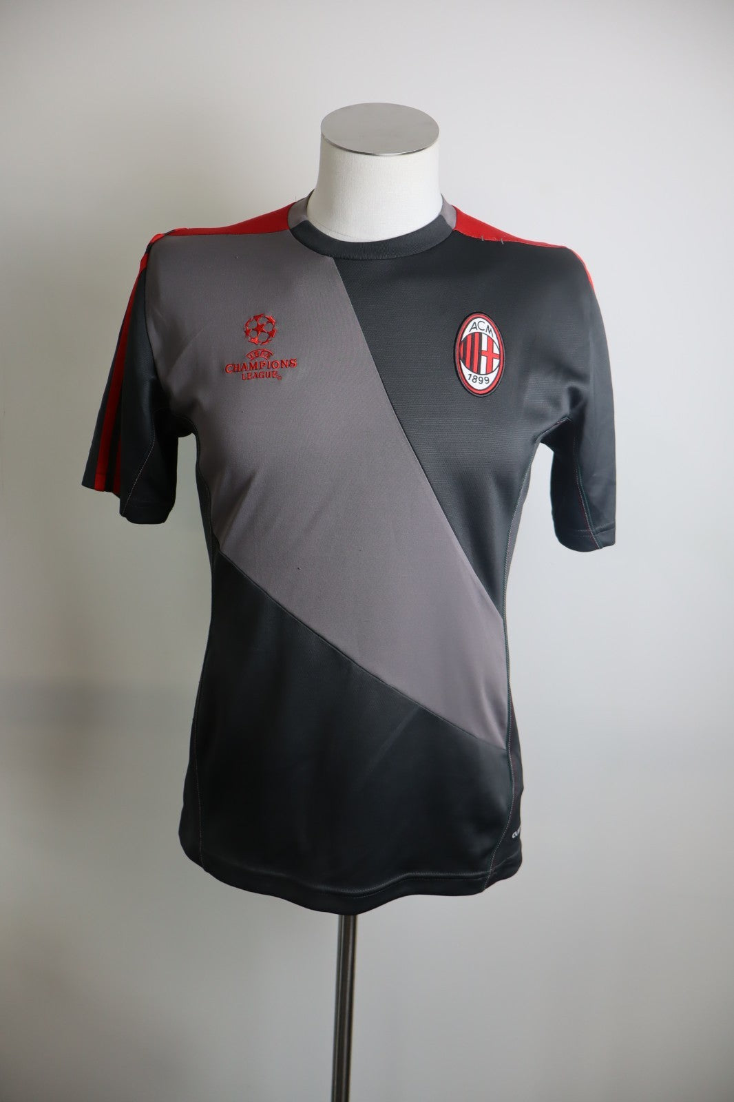 ADIDAS MILAN MAGLIA CALCIO UOMO Tg 4 SOCCER JERSEY VINTAGE CHAMPIONS LEAGUE