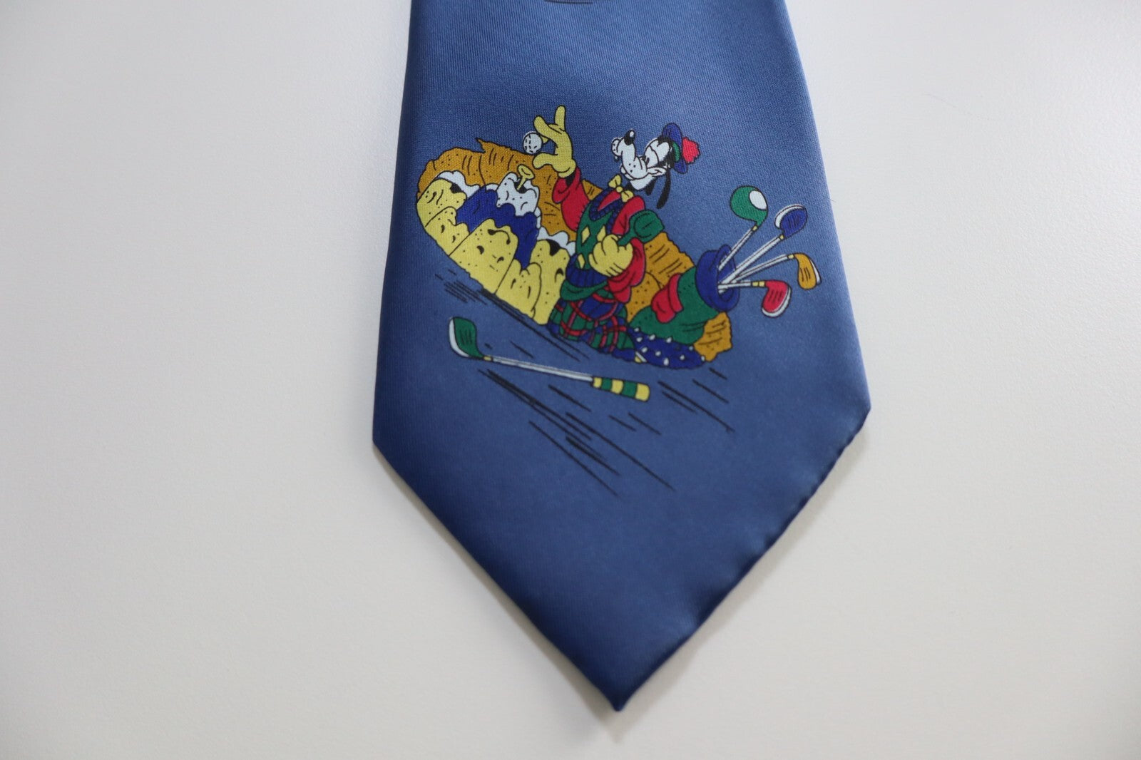 WALT DISNEY ISIDE 100% SILK TIE SETA CRAVATTA NECKTIE MADE IN ITALY CLASSIC