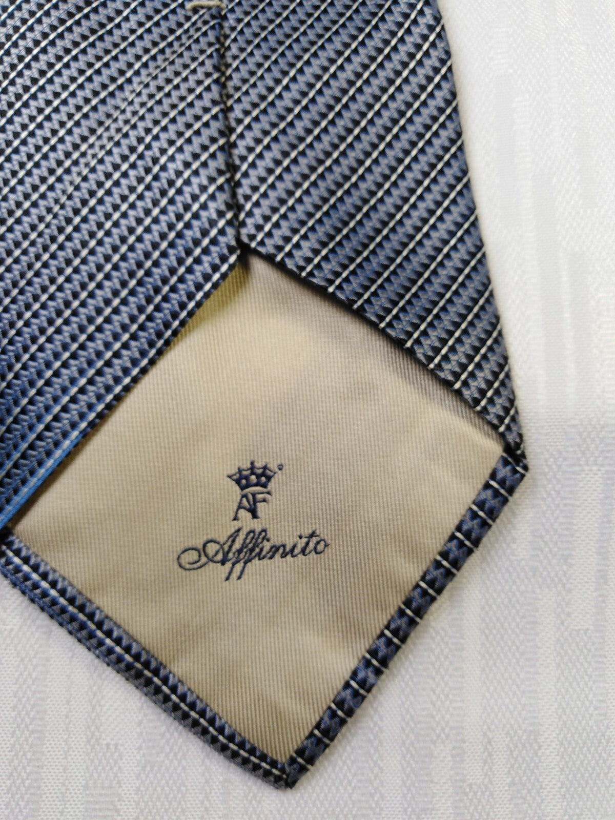 AFFINITO NAPOLI 100% SETA SILK TIE CRAVATTA NECKTIE ITALY VINTAGE