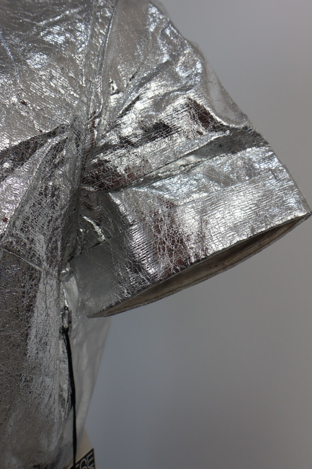 MAGLIA CROP TOP DONNA TG L T-SHIRT INDIE METALLIZZATO FUTURISTICO Y2K 2000'S