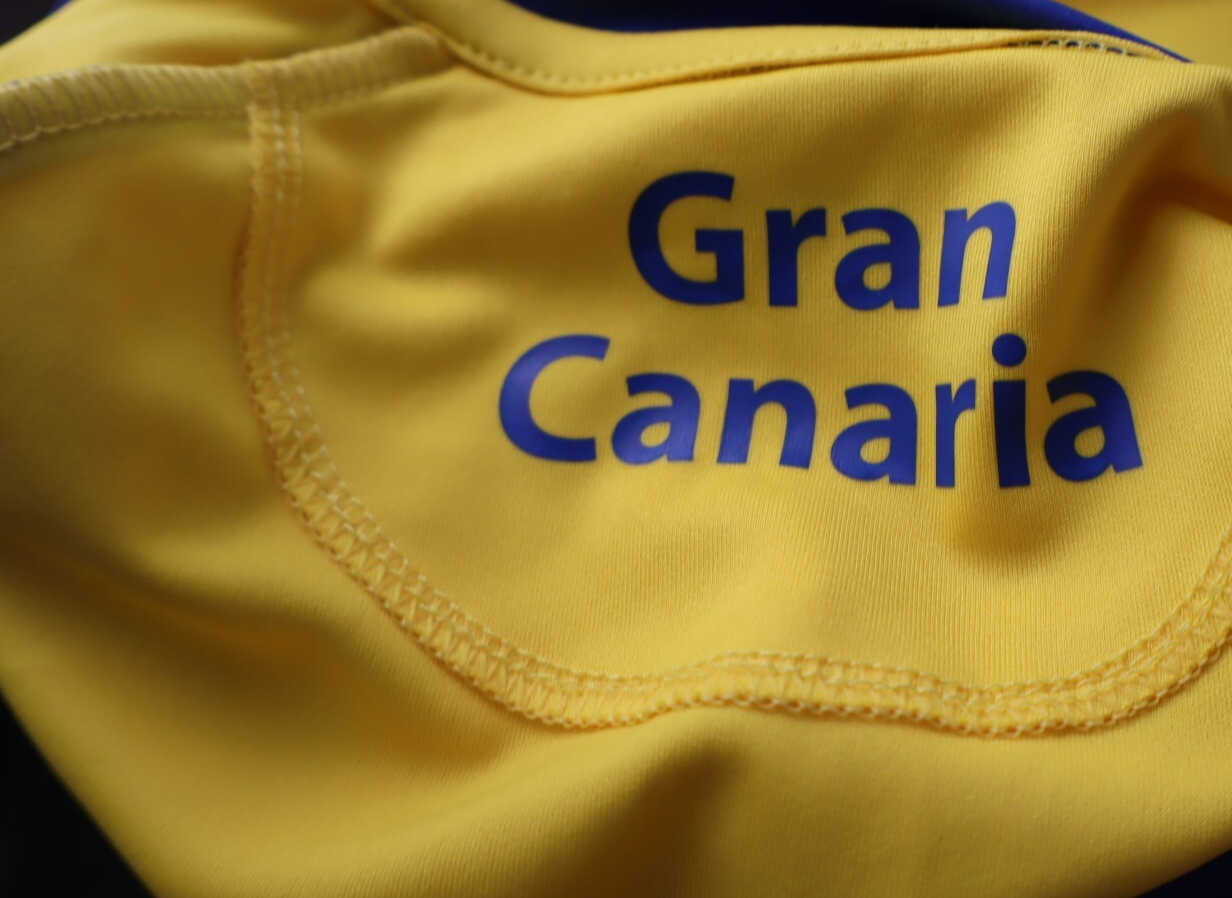 WORD SOCCER CALCIO GRAN CANARIA MAGLIA UOMO S JERSEY TRIKOT VINTAGE AUTOGRAFATA
