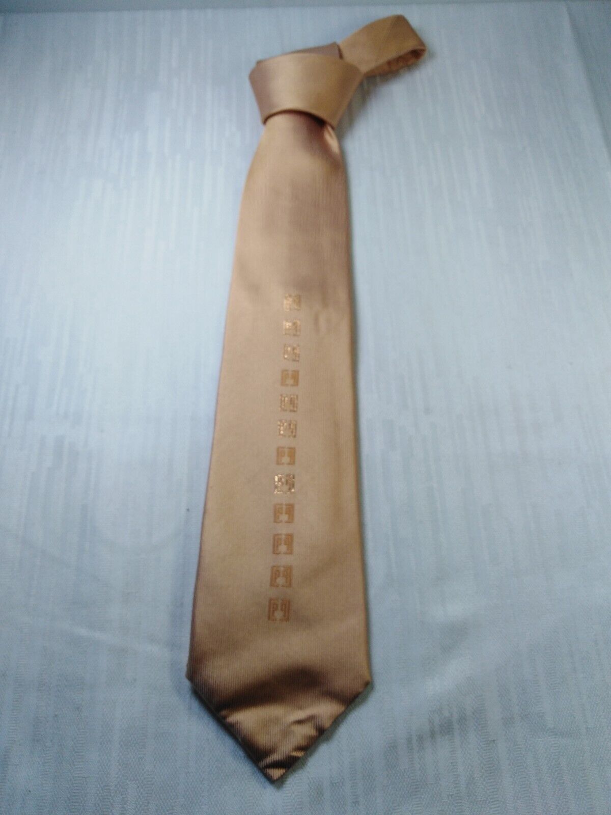 CARLO PIGNATELLI 100% SILK TIE SETA CRAVATTA NECKTIE ITALY VINTAGE CLASSIC