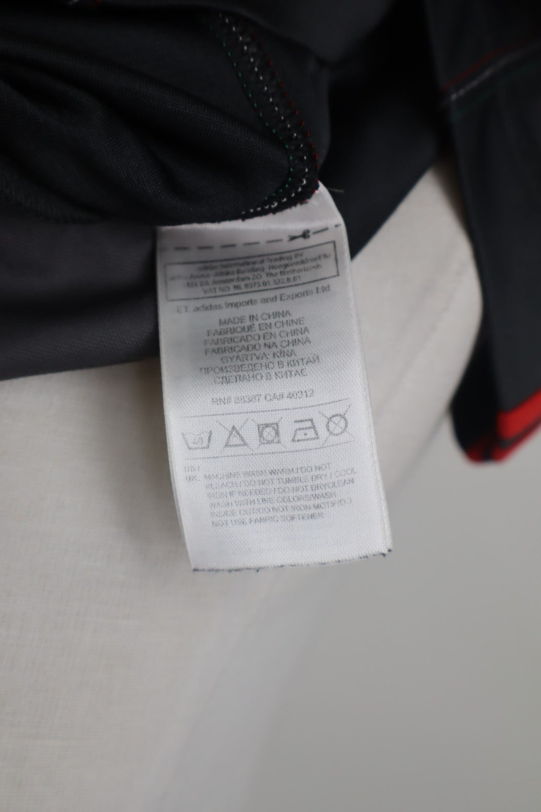 ADIDAS MILAN MAGLIA CALCIO UOMO Tg 4 SOCCER JERSEY VINTAGE CHAMPIONS LEAGUE