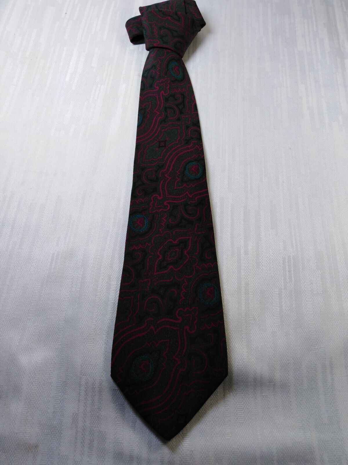 PIERRE CARDIN 100% SETA SILK TIE CRAVATTA NECKTIE ITALY VINTAGE CLASSIC