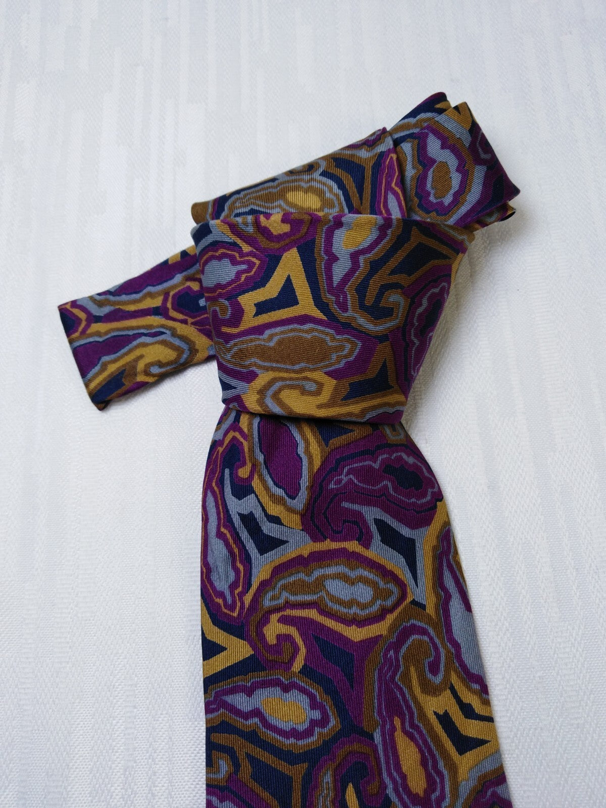 KRIZIA 100% SILK TIE SETA CRAVATTA NECKTIE MADE IN ITALY CLASSIC