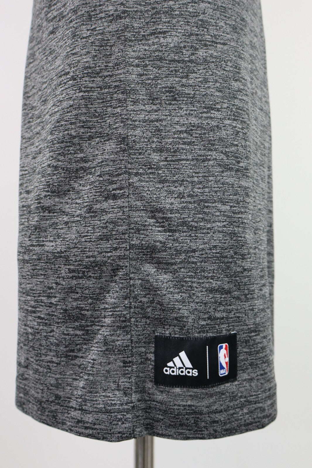 ADIDAS NETS CANOTTA BASKET  T-SHIRT UOMO TG S SPORT  CASUAL