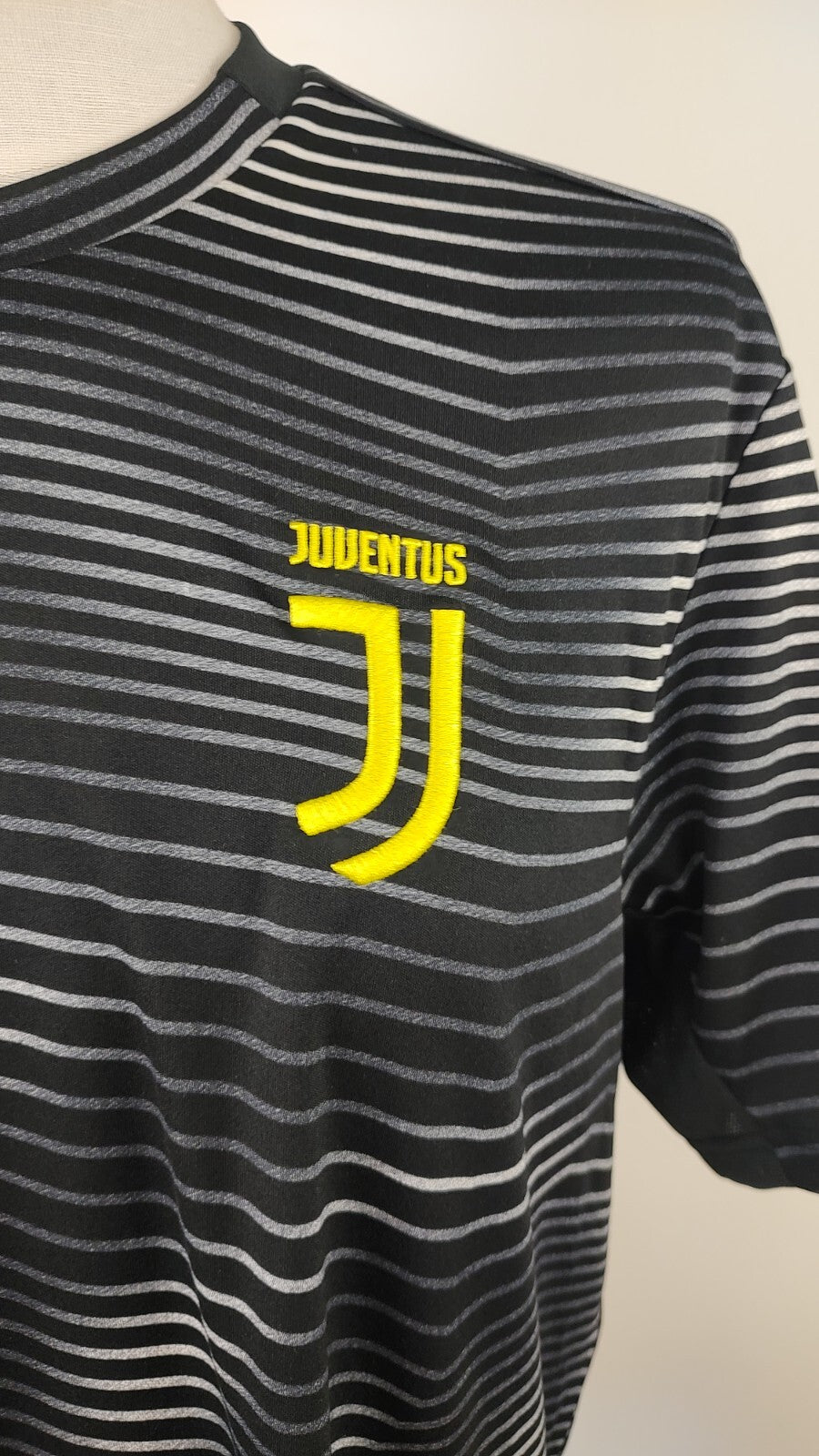 ADIDAS JUVENTUS MAGLIA CALCIO UOMO Tg XL SOCCER JERSEY TRIKOT VINTAGE PRE-MATCH