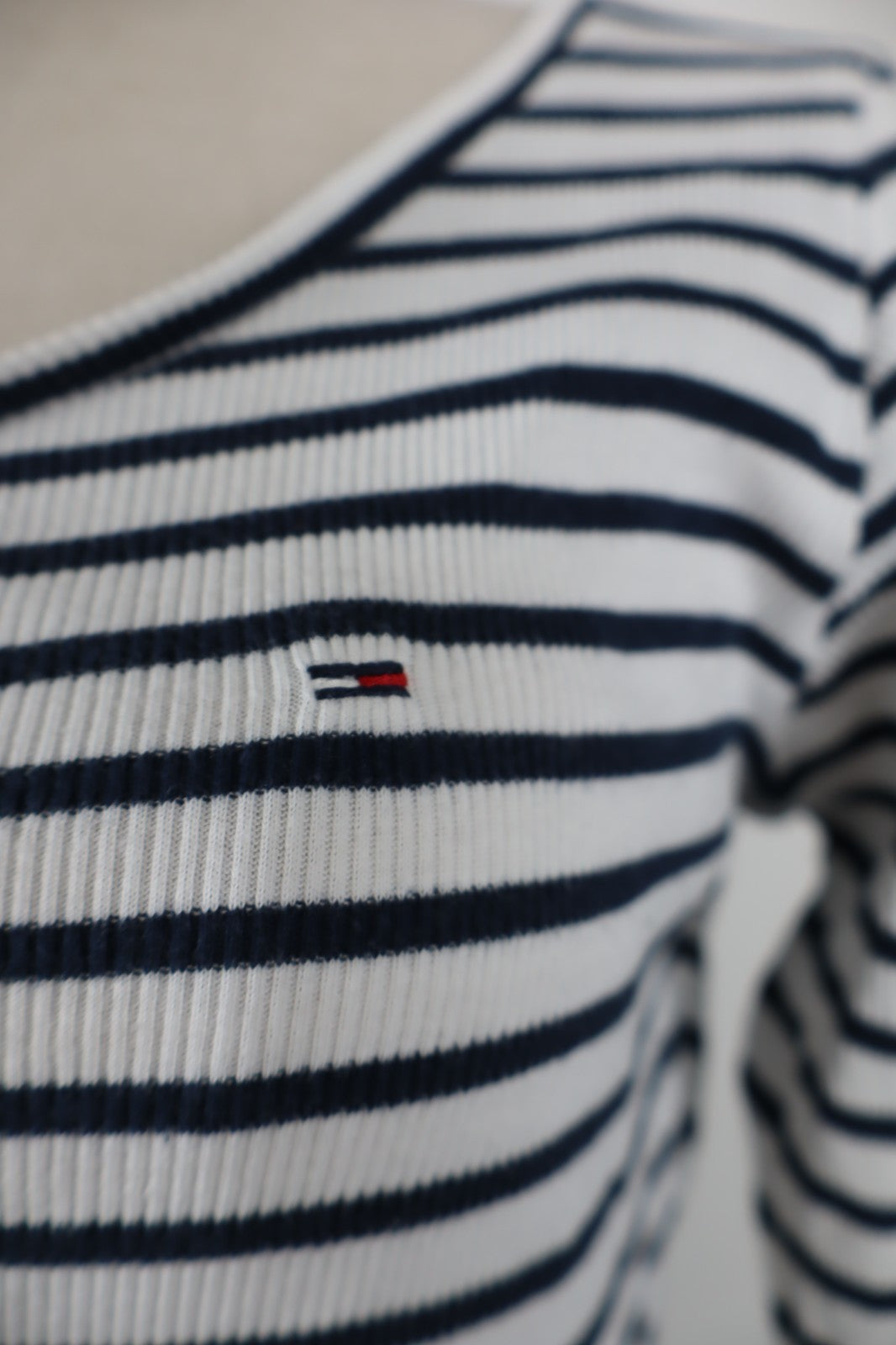 TOMMY JEANS HILFIGER MAGLIA COTONE DONNA L WOMAN CASUAL VINTAGE T-SHIRT A RIGHE