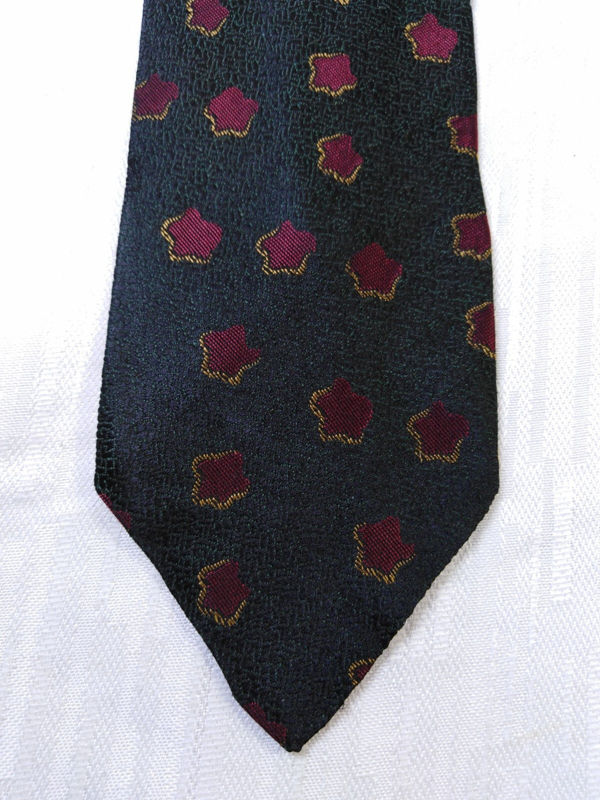 HUGO BOSS 100%  SILK TIE SETA CRAVATTA NECKTIE MADE IN ITALY