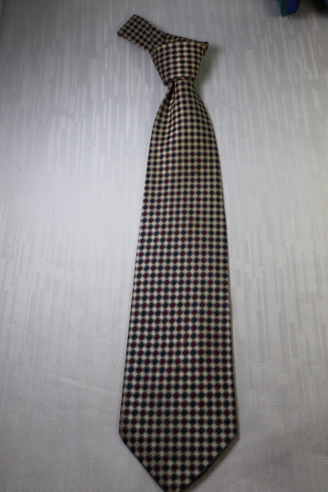 GUY LAROCHE 100% SILK TIE SETA CRAVATTA NECKTIE MADE IN ITALY CLASSIC
