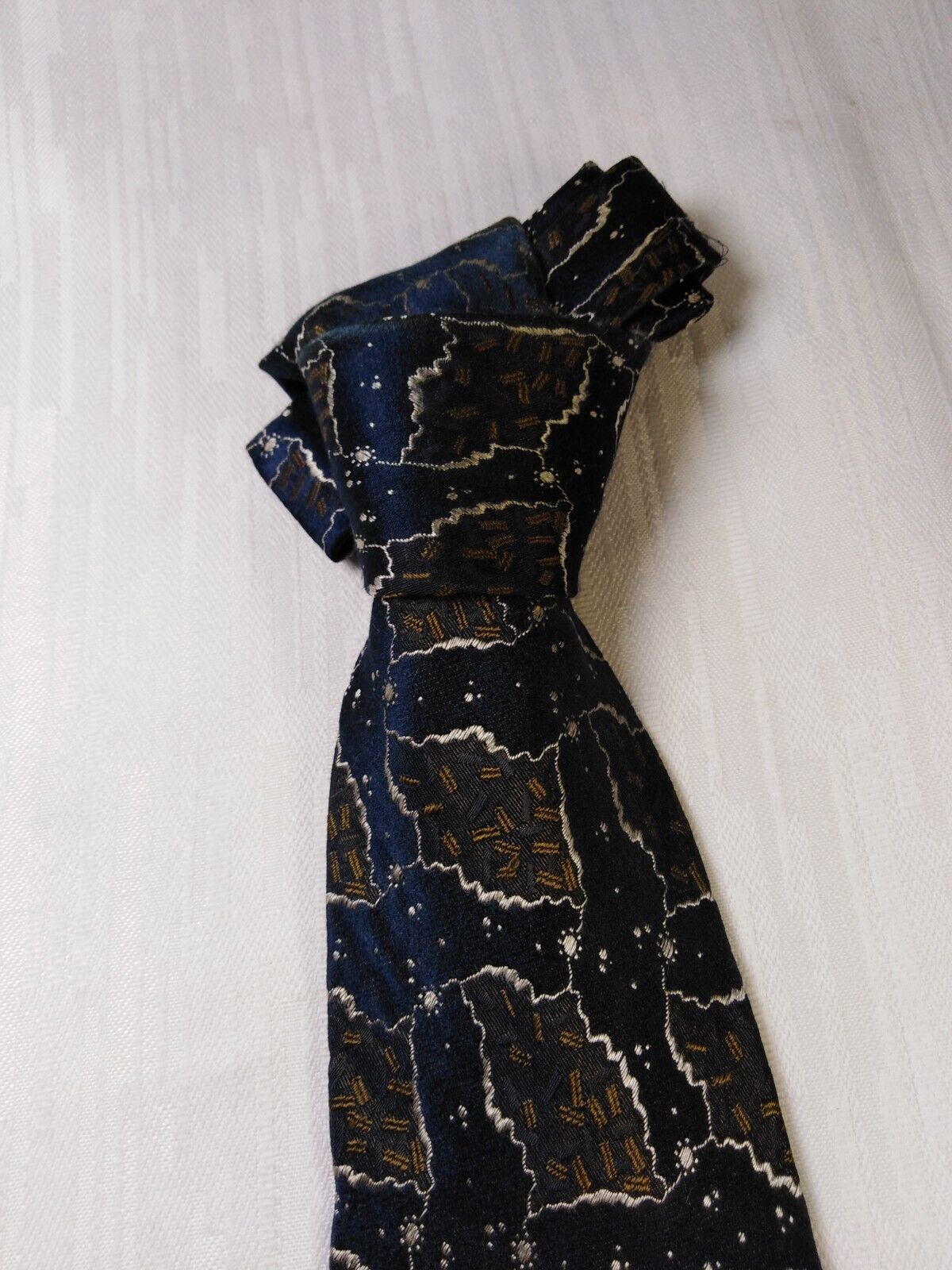 GUY LAROCHE 100% SETA SILK TIE CRAVATTA NECKTIE ITALY VINTAGE CLASSIC