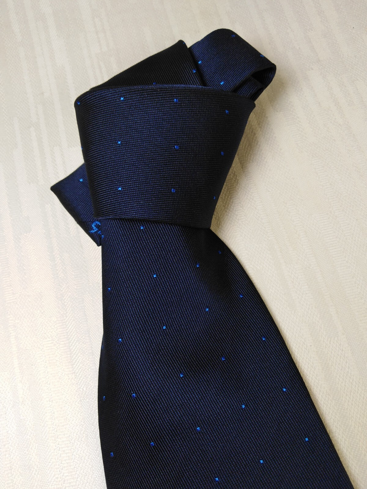 NINO SALZANO 100% SILK TIE SETA CRAVATTA NECKTIE MADE IN ITALY CLASSIC