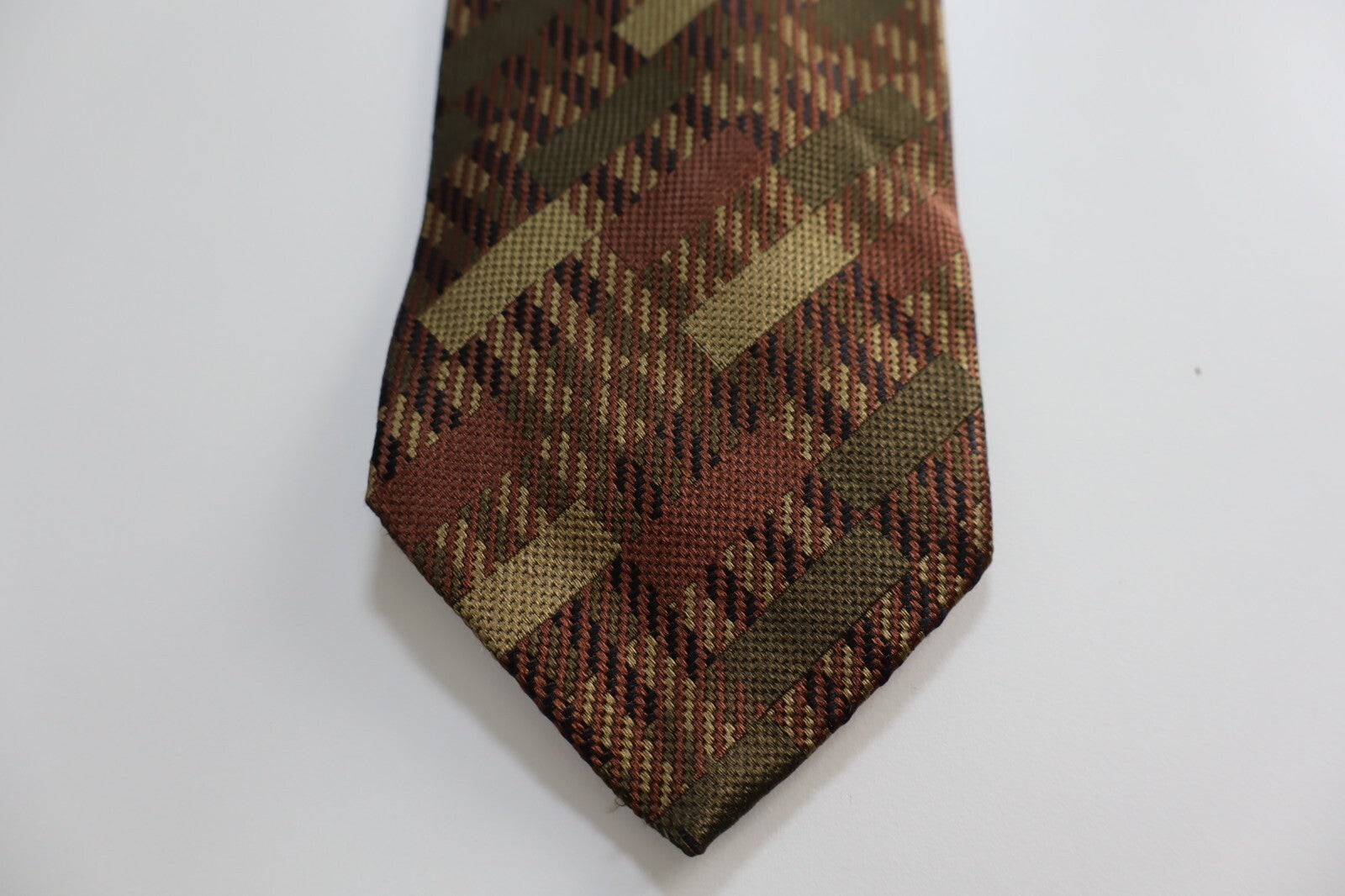 GIANFRANCO FERRE' 100% SILK TIE SETA CRAVATTA NECKTIE MADE IN ITALY CLASSIC