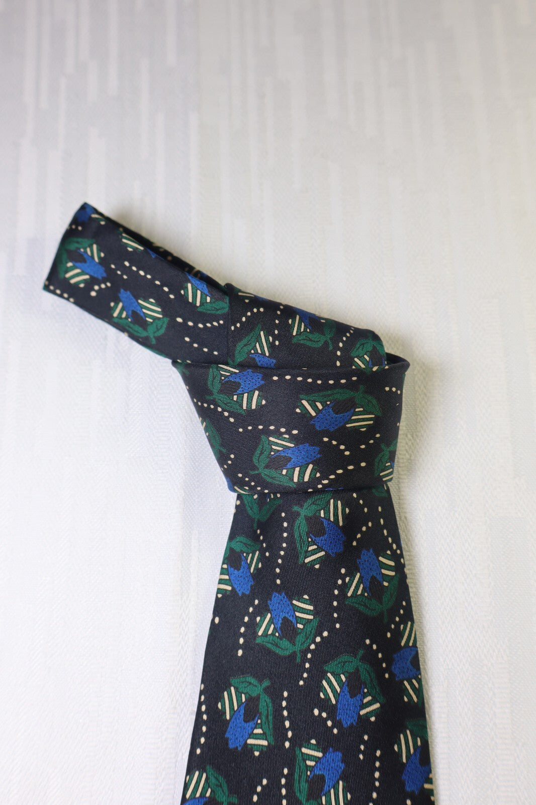 TRUSSARDI 100% SETA SILK TIE CRAVATTA NECKTIE ITALY VINTAGE CLASSIC
