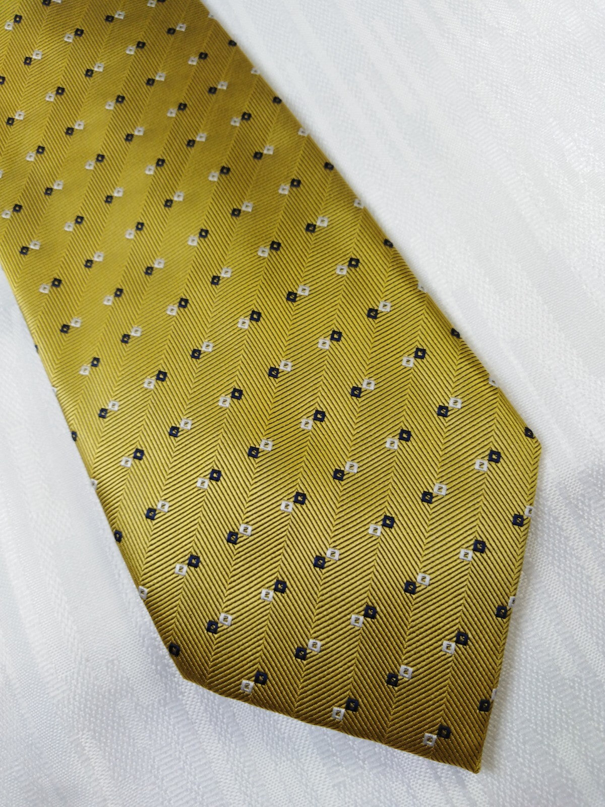 GIORGIO MARIANI 100% SETA SILK TIE CRAVATTA NECKTIE ITALY VINTAGE SELF TIPPED