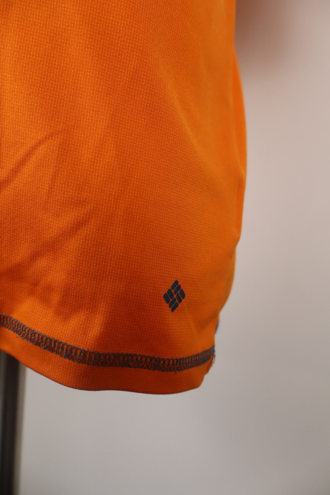 COLUMBIA MAGLIA TECNICA SPORT UOMO TG L MAN T-SHIRT CASUAL VINTAGE ARANCIONE