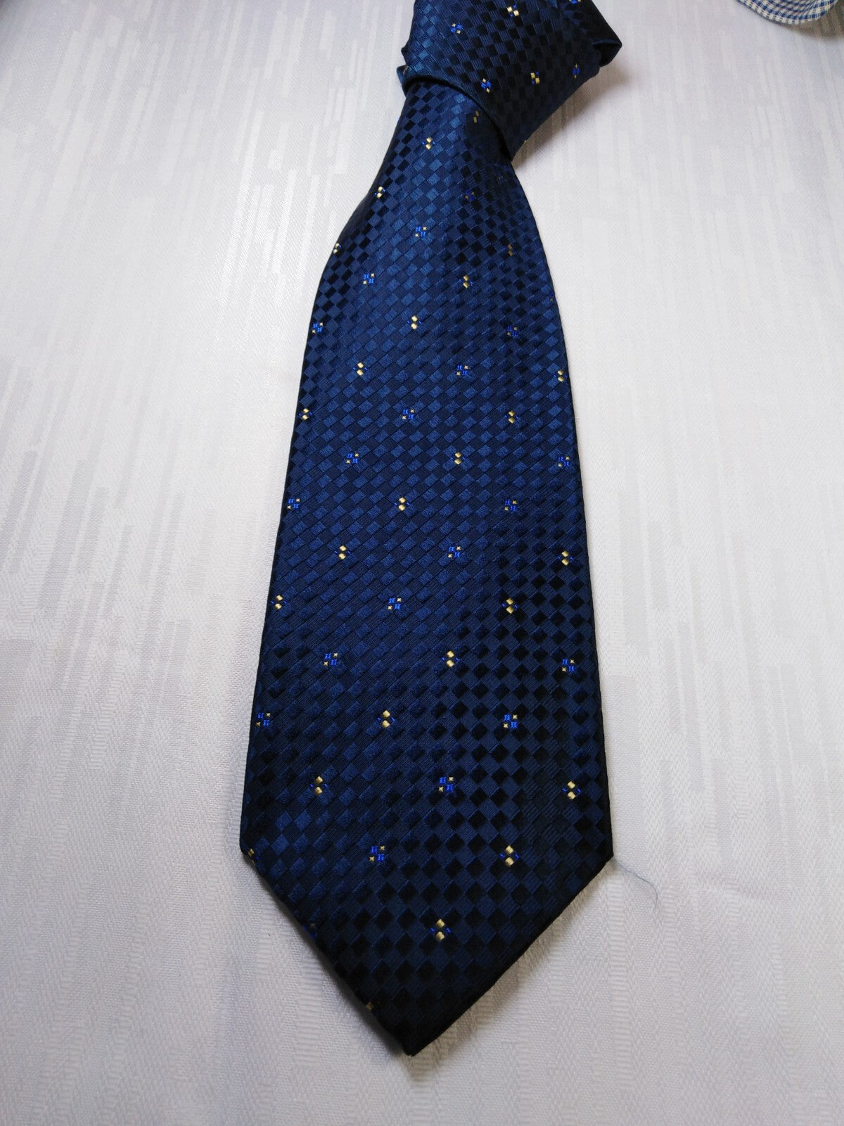 VOGUE 100% SETA SILK TIE CRAVATTA NECKTIE VINTAGE ITALY SELF TIPPED