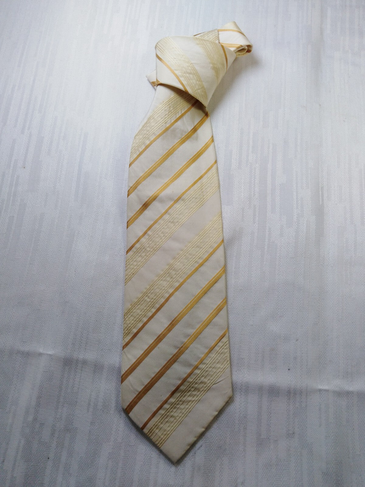 HUGO BOSS COTONE SILK TIE SETA CRAVATTA NECKTIE MADE IN ITALY CLASSIC