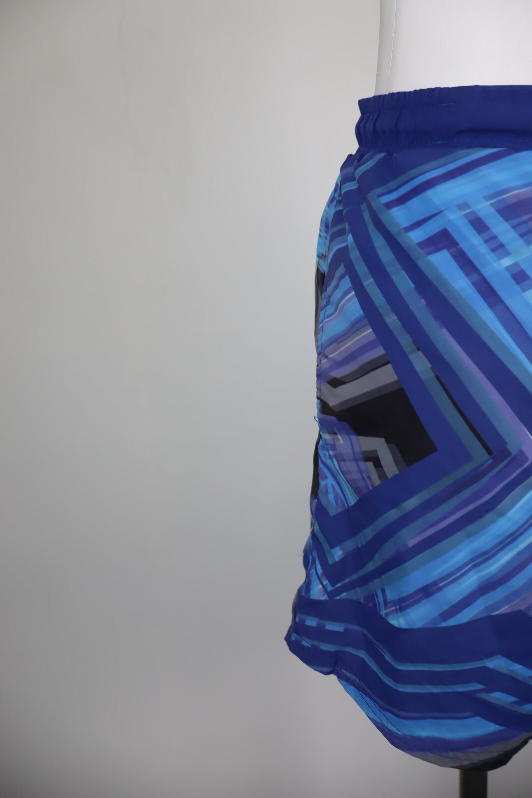 HUGO BOSS COSTUME PANTALONCINO MARE UOMO TG S MEN SWIMSUIT VINTAGE CASUAL