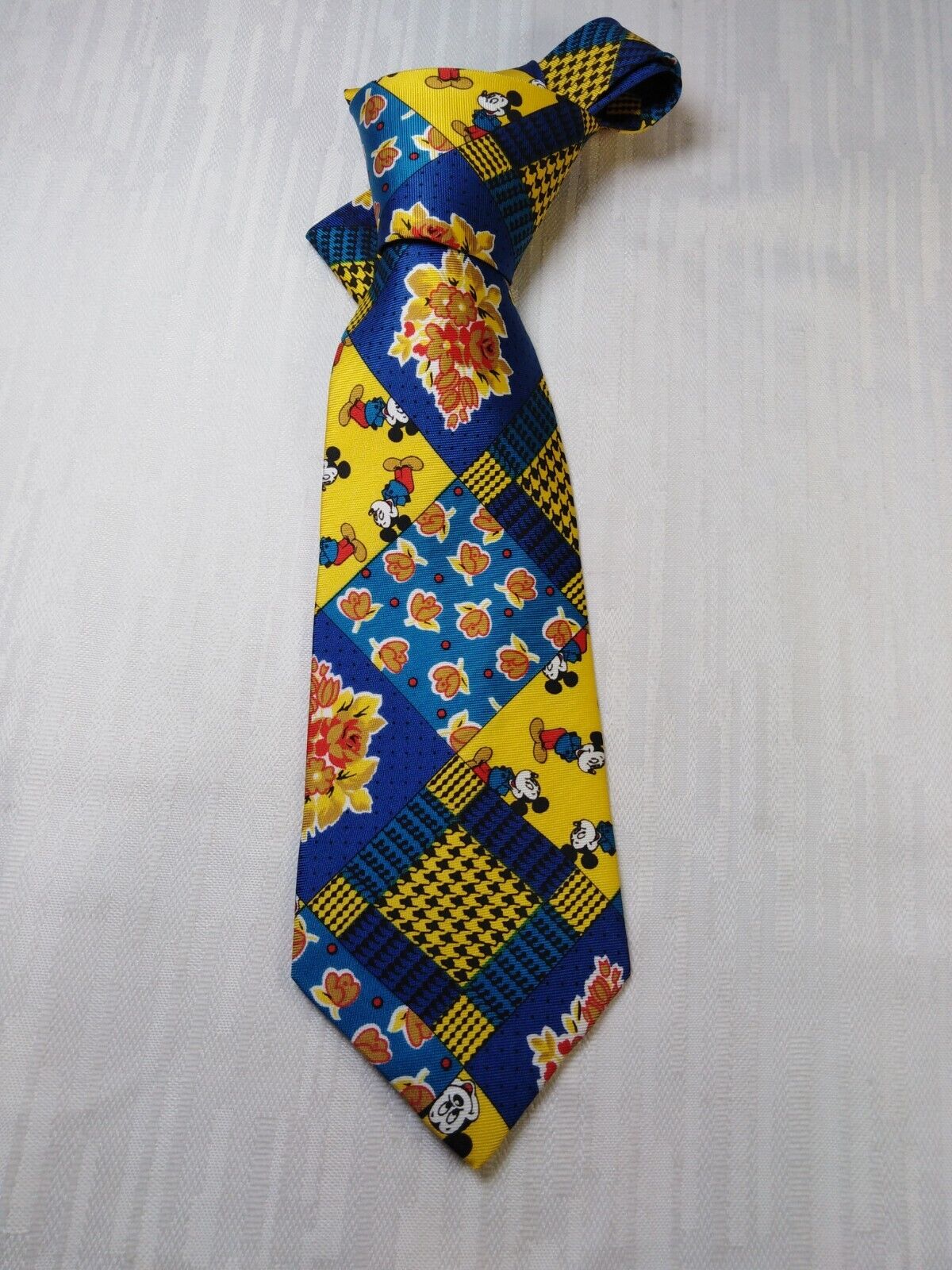 WALT DISNEY ISIDE 100% SILK TIE SETA CRAVATTA NECKTIE ITALY VINTAGE CLASSIC