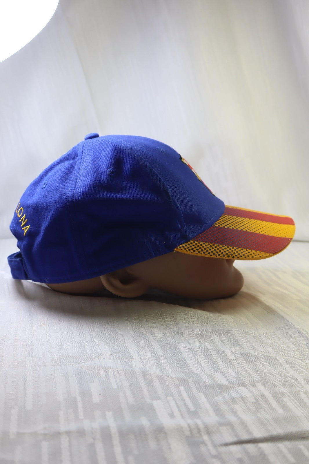 FCB BARCELLONA CAPPELLO BERRETTO UOMO CALCIO SOCCER TAGLIA UNICA HAT VINTAGE